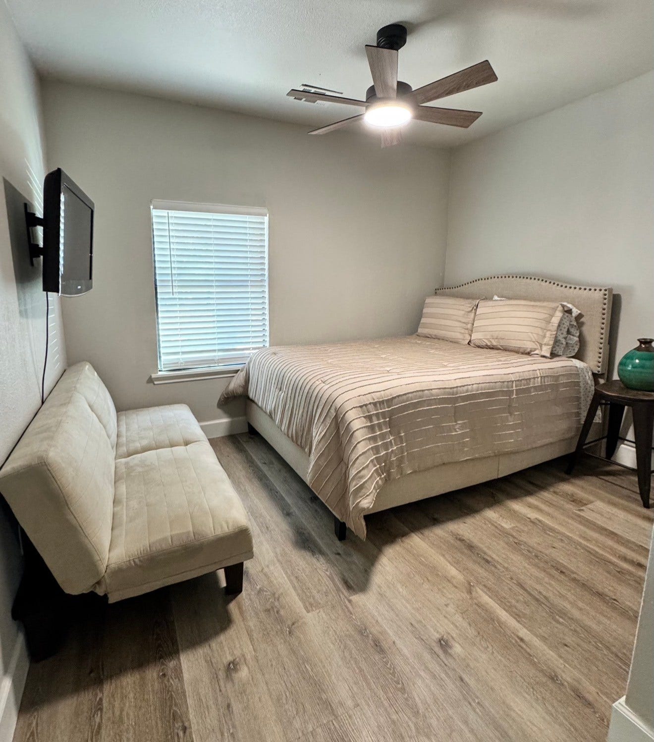 2802 Holman Street, Houston, TX 77004 2802 Holman Street, Houston, TX 77004