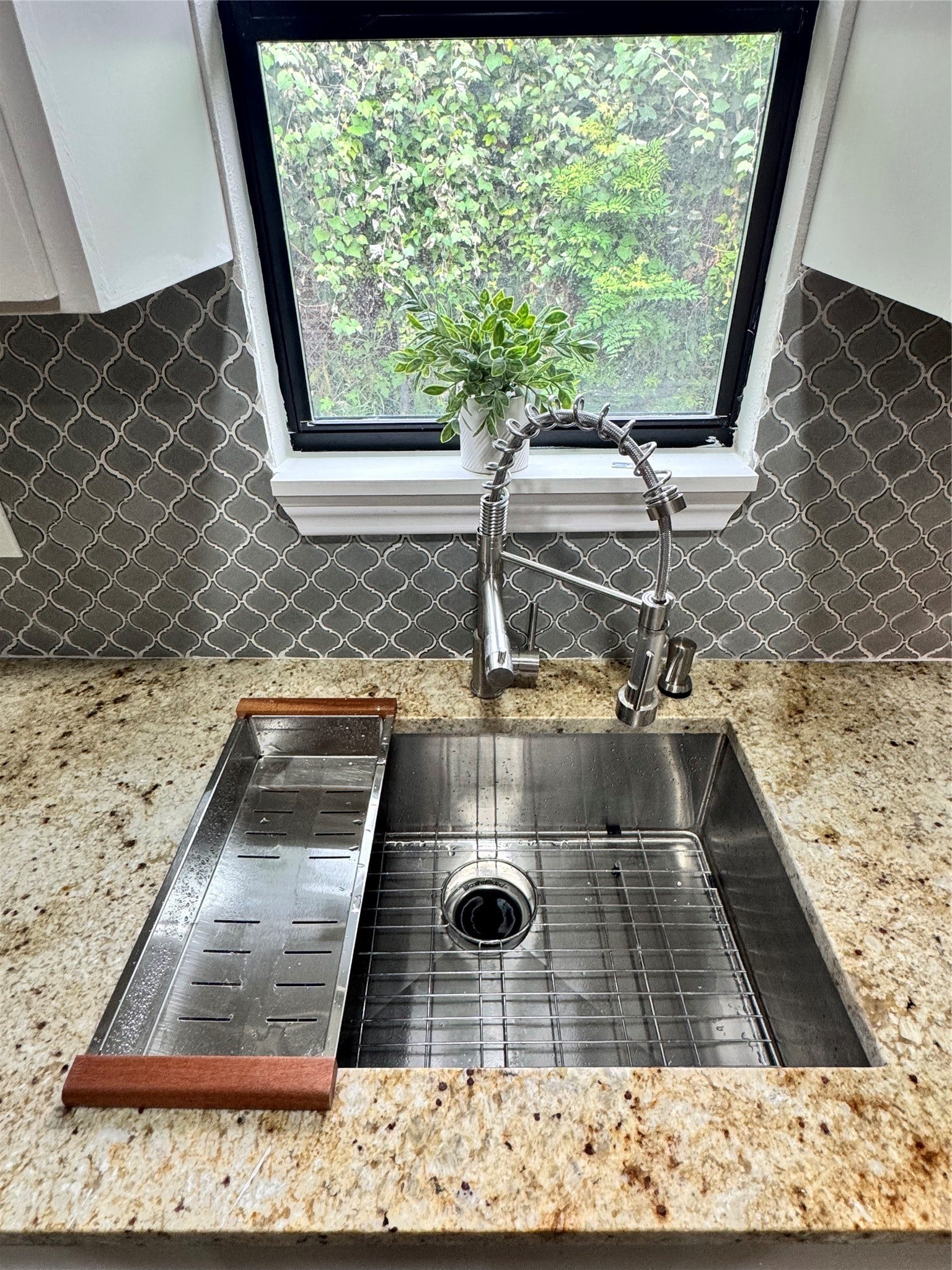 2802 Holman Street, Houston, TX 77004 2802 Holman Street, Houston, TX 77004