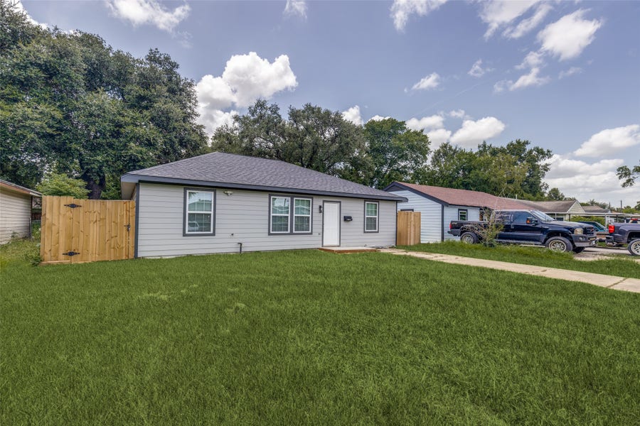 Property photo for 5034 Nassau Road, Houston, TX