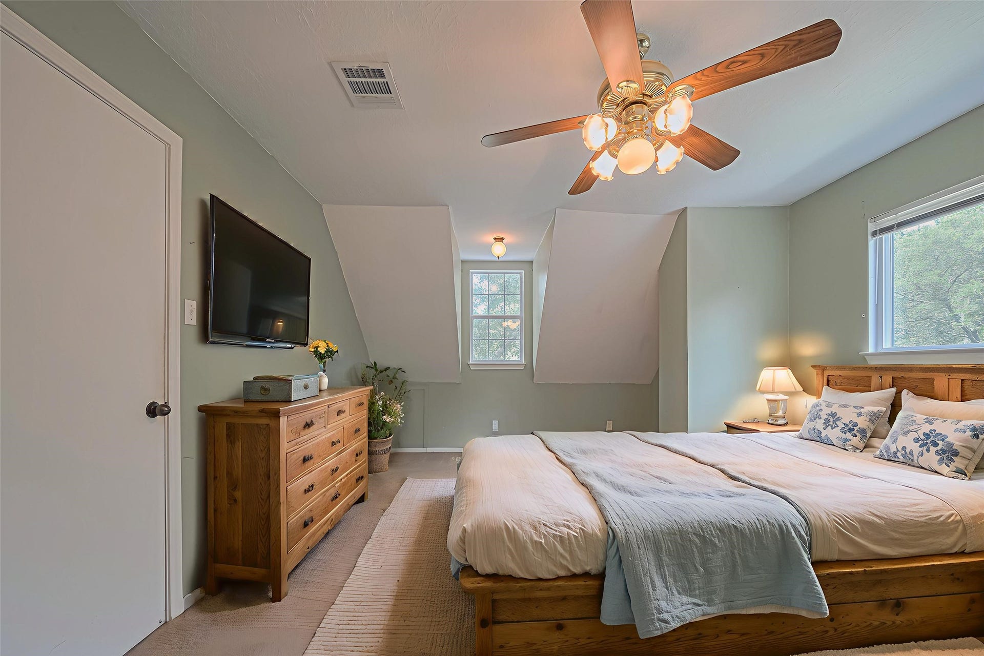 144 Pin Oak Lane, Hempstead, TX 77445 Virtually Staged