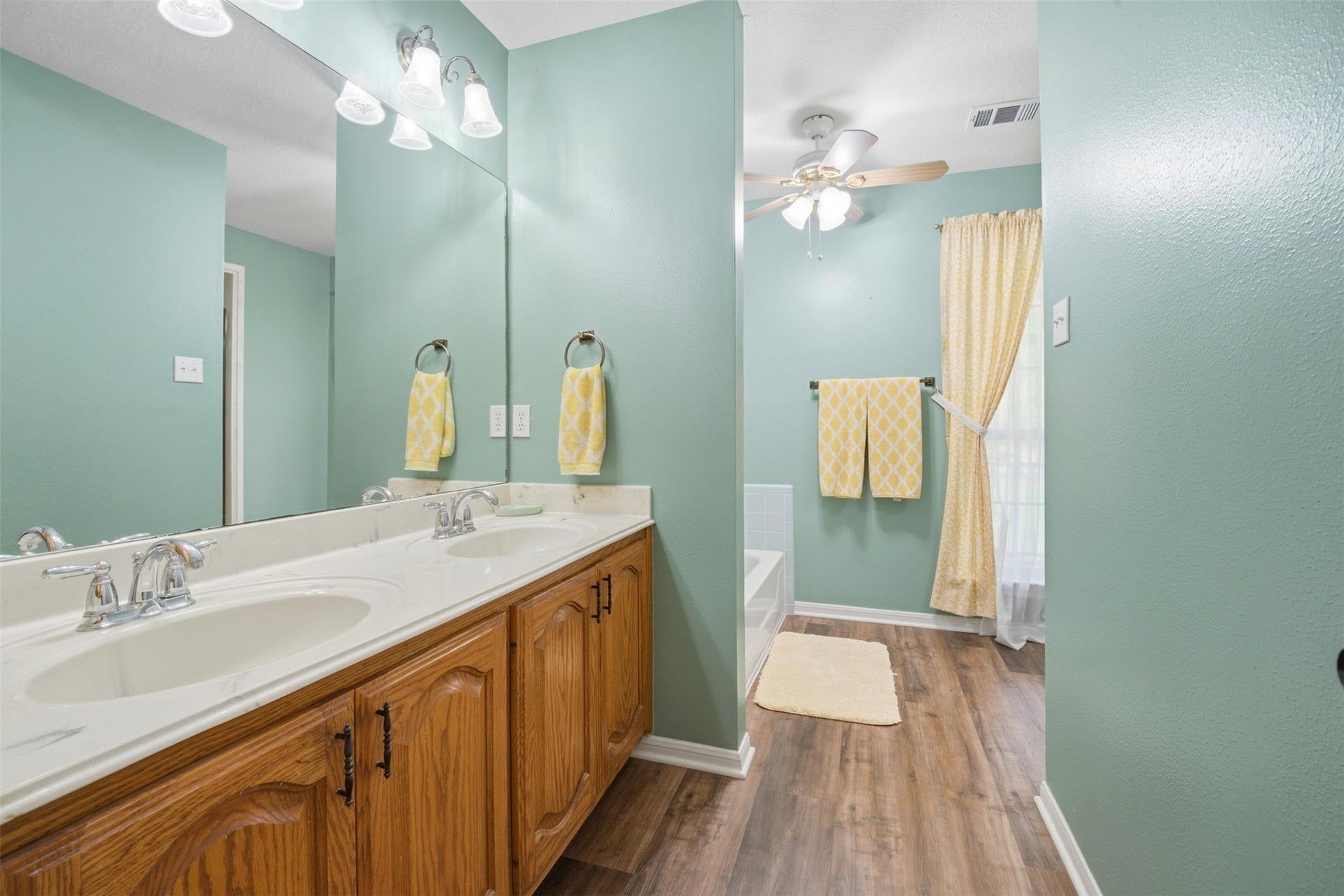 144 Pin Oak Lane, Hempstead, TX 77445 144 Pin Oak Lane, Hempstead, TX 77445