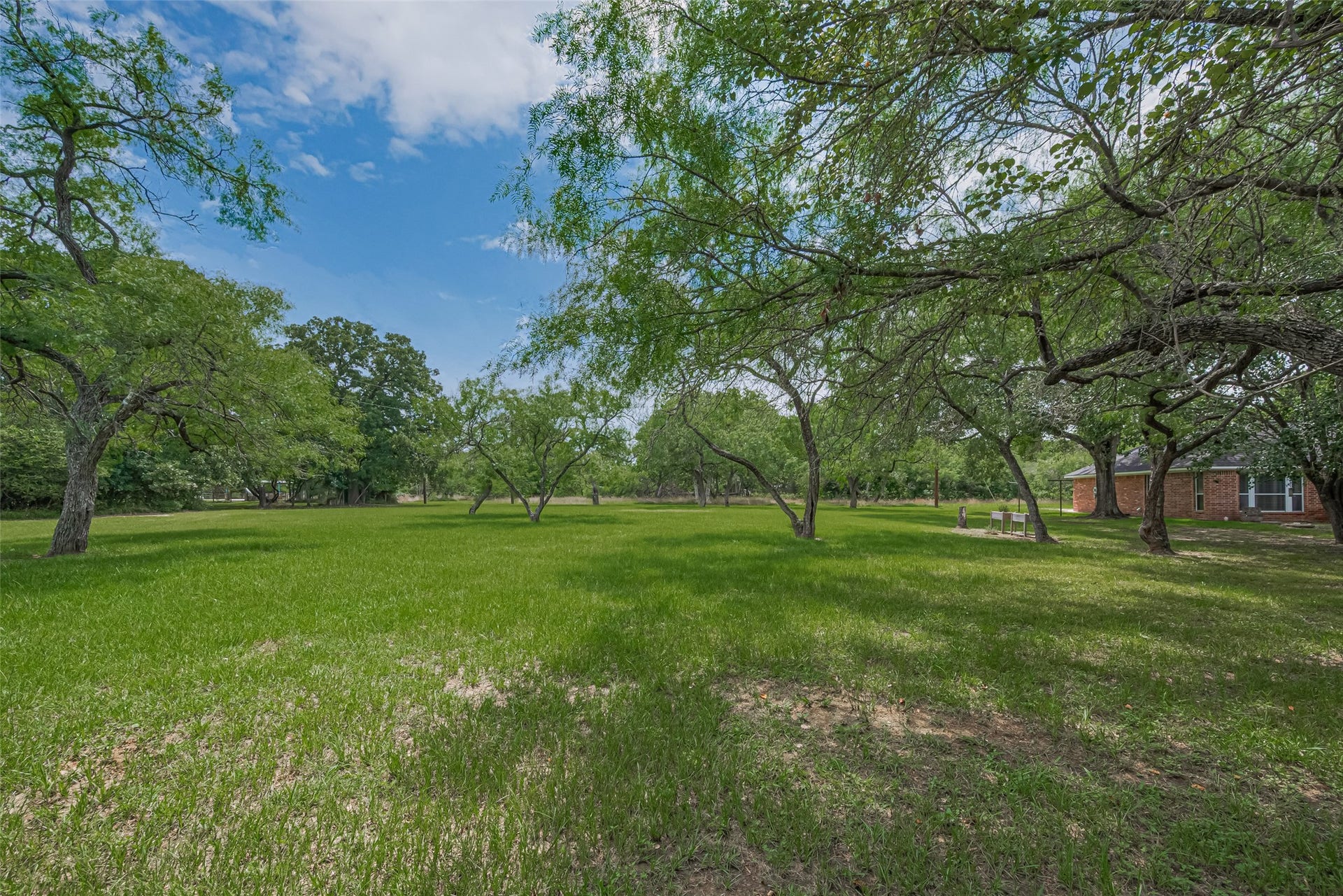 144 Pin Oak Lane, Hempstead, TX 77445 144 Pin Oak Lane, Hempstead, TX 77445