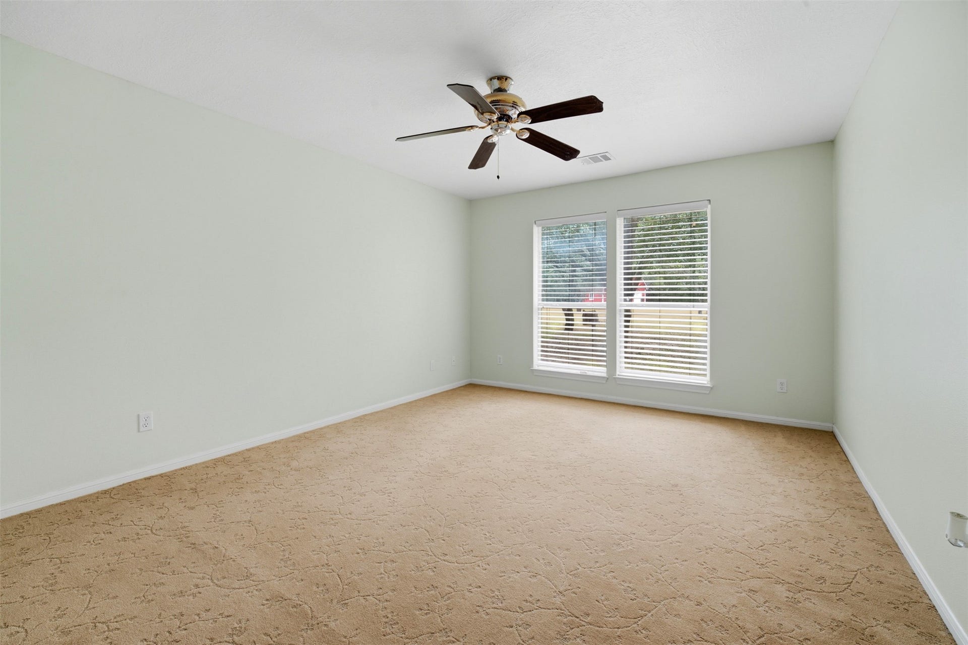 144 Pin Oak Lane, Hempstead, TX 77445 144 Pin Oak Lane, Hempstead, TX 77445