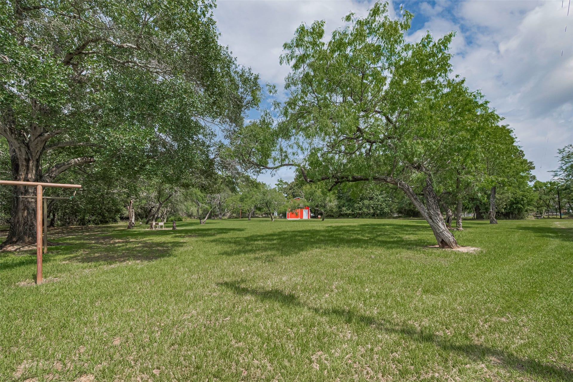 144 Pin Oak Lane, Hempstead, TX 77445 144 Pin Oak Lane, Hempstead, TX 77445