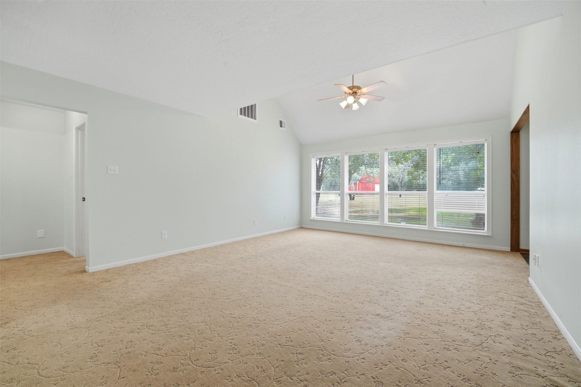 144 Pin Oak Lane, Hempstead, TX 77445 144 Pin Oak Lane, Hempstead, TX 77445