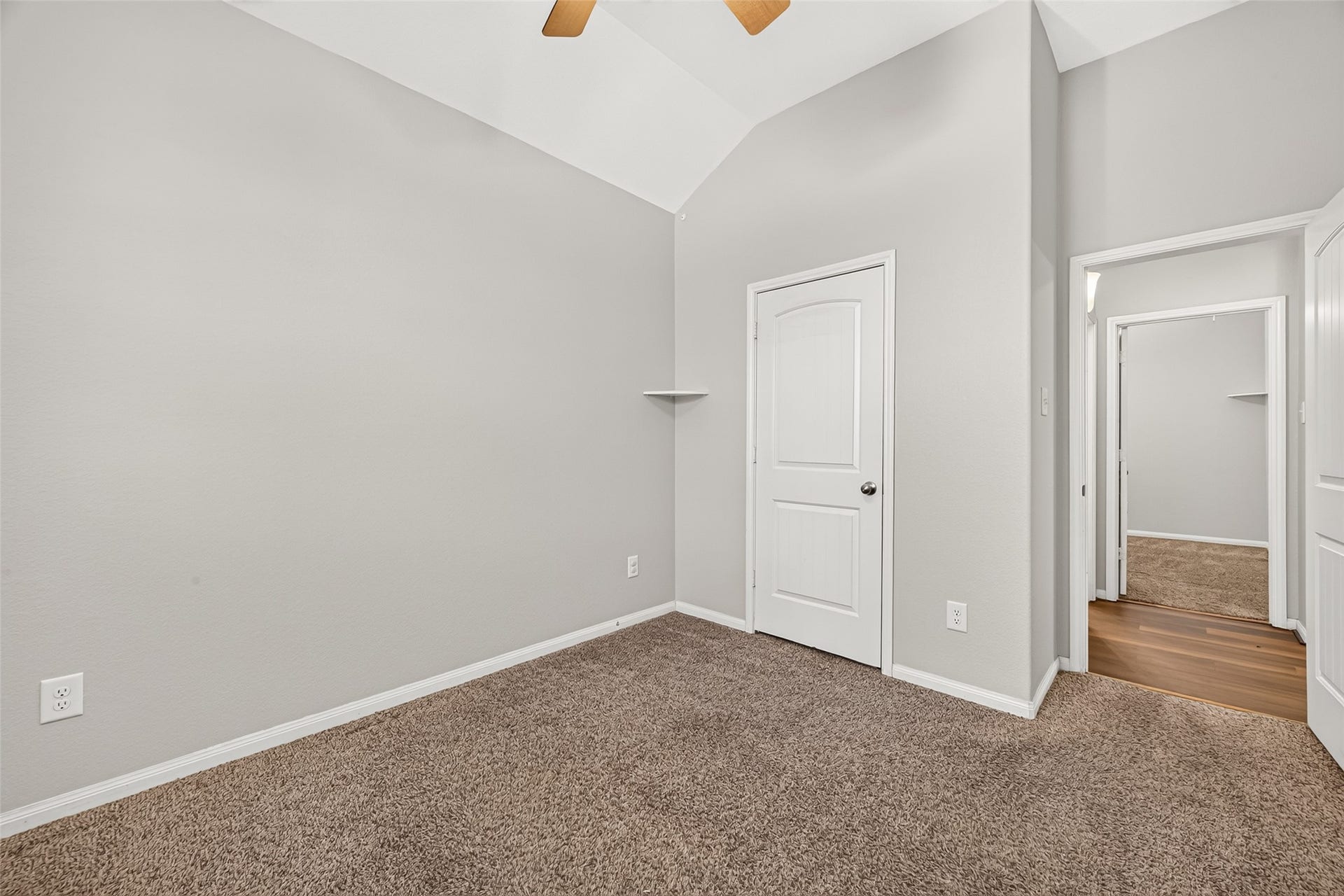 1018 Pleasant Bend, Conroe, TX 77301 Secondary bedroom 1