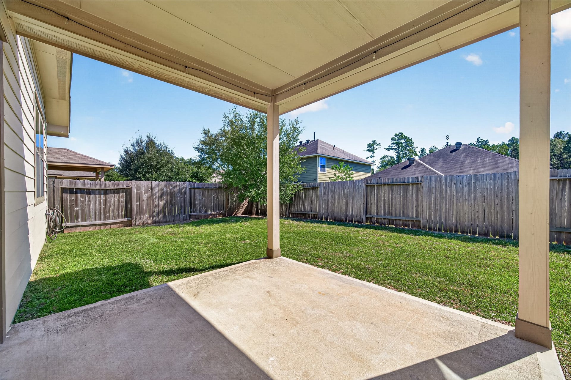 1018 Pleasant Bend, Conroe, TX 77301 A great spot to set up a grill and add some outdoor seating.