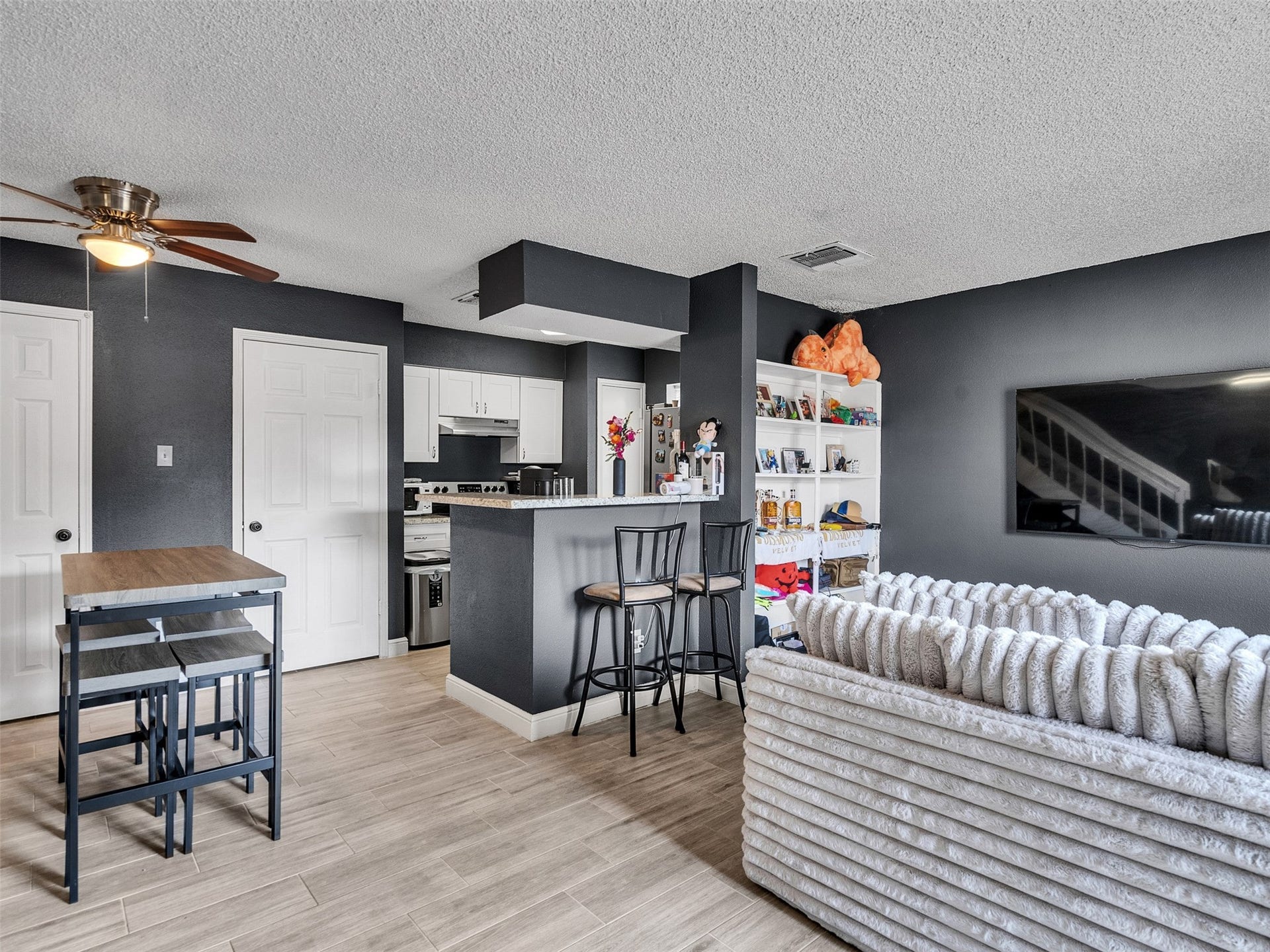 1515 Sandy Springs Road, #201, Houston, TX 77042 1515 Sandy Springs Road, #201, Houston, TX 77042