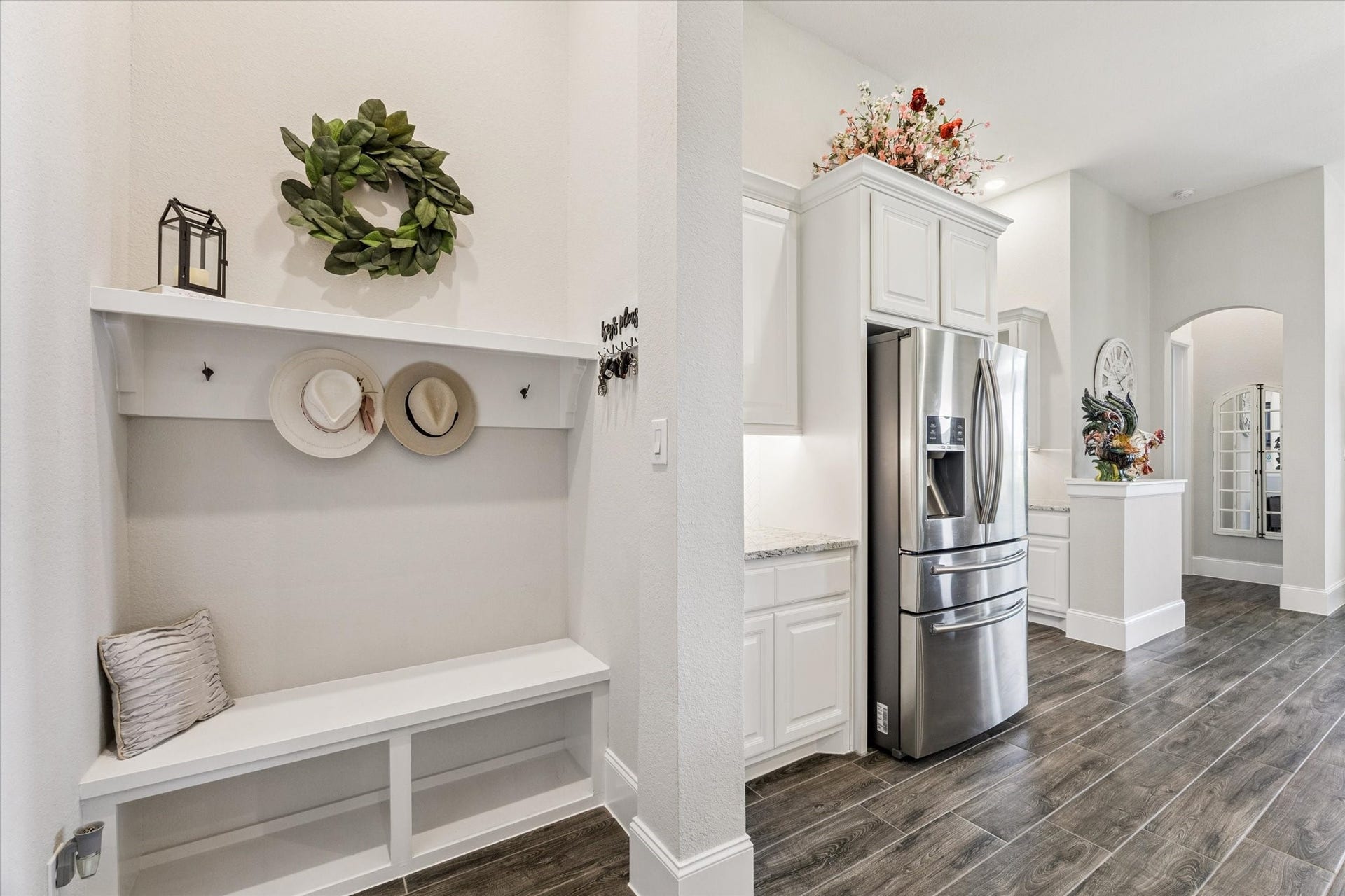 2547 Sandy Lake Drive, Friendswood, TX 77546 2547 Sandy Lake Drive, Friendswood, TX 77546