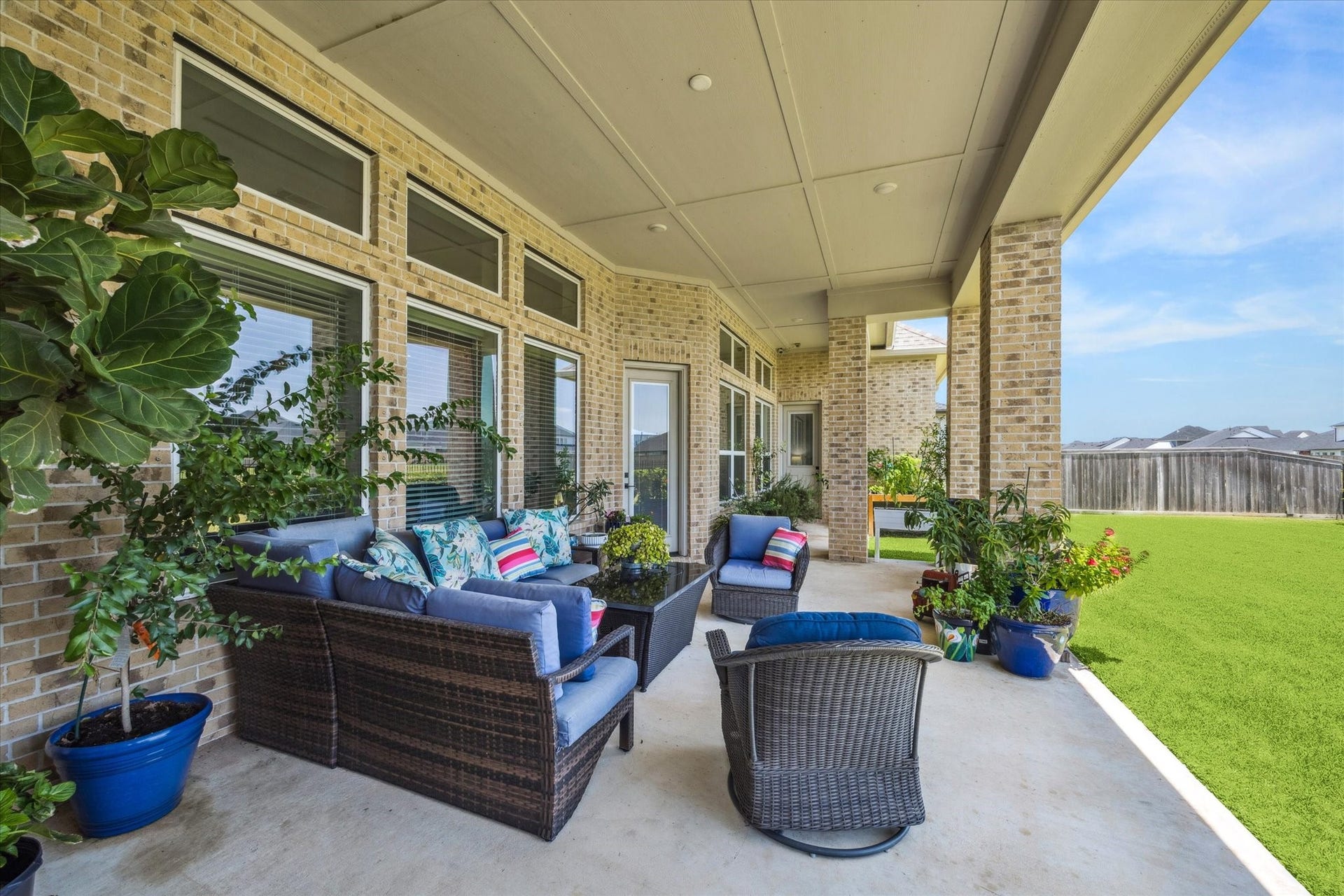 2547 Sandy Lake Drive, Friendswood, TX 77546 2547 Sandy Lake Drive, Friendswood, TX 77546