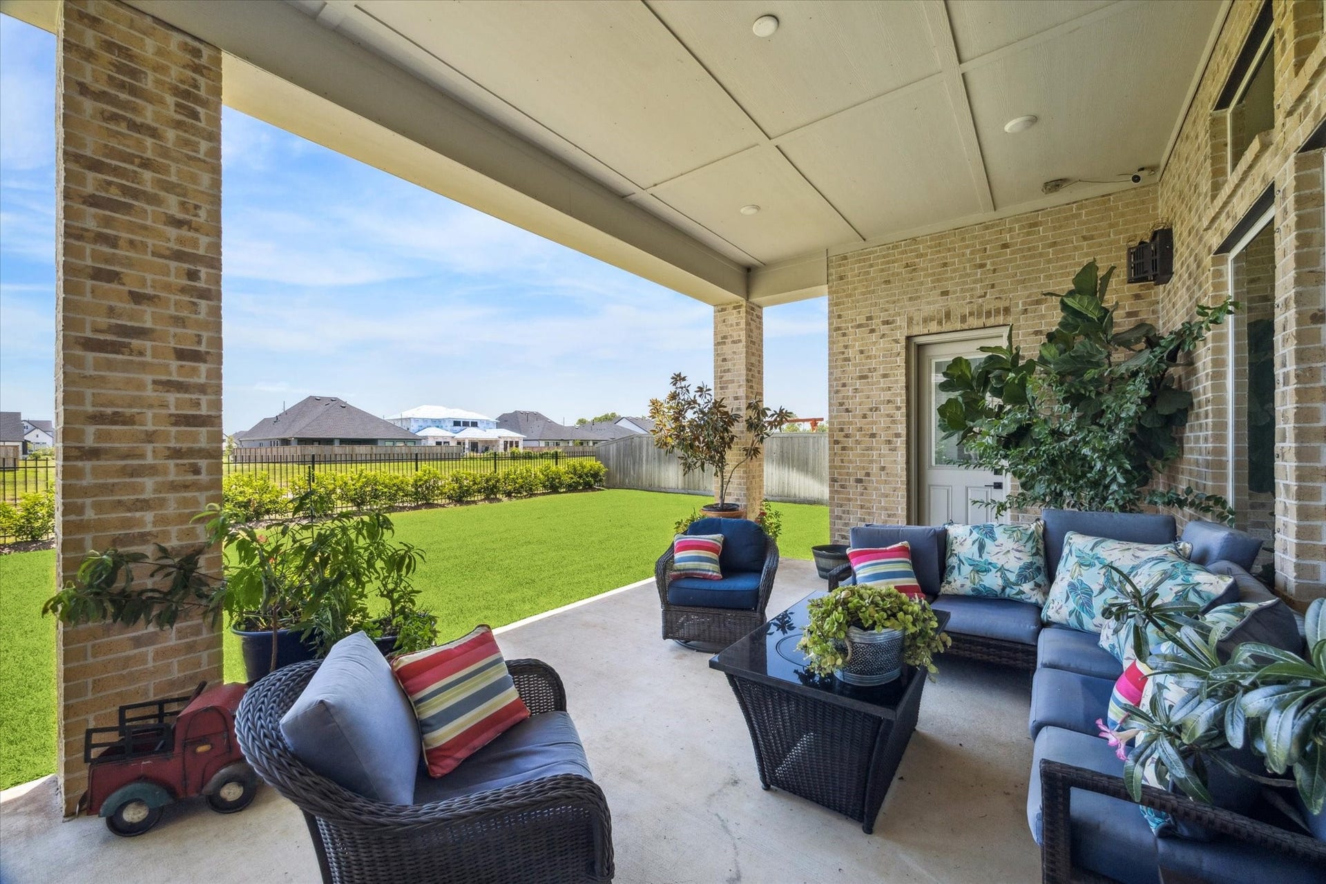 2547 Sandy Lake Drive, Friendswood, TX 77546 2547 Sandy Lake Drive, Friendswood, TX 77546