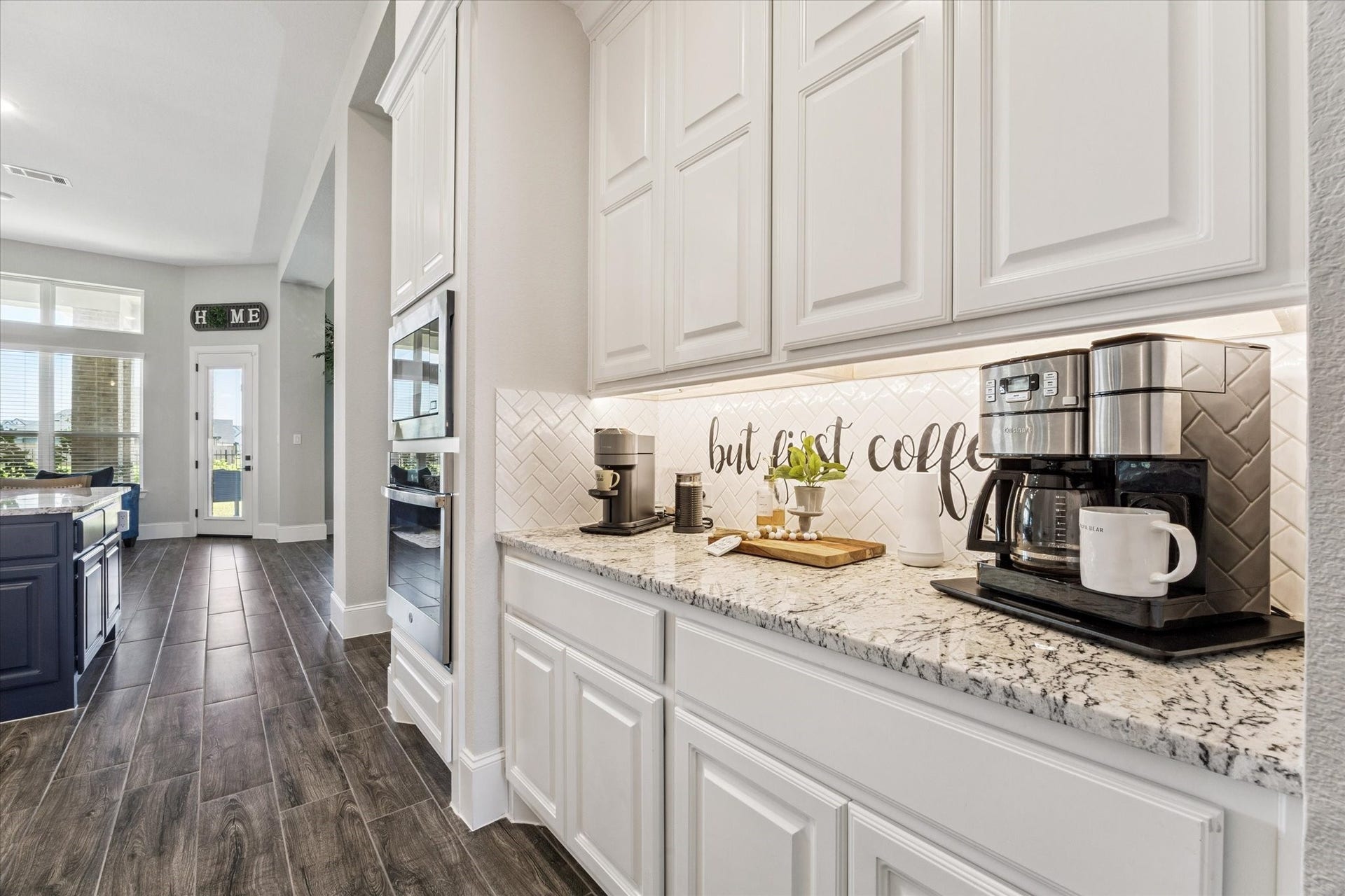 2547 Sandy Lake Drive, Friendswood, TX 77546 2547 Sandy Lake Drive, Friendswood, TX 77546