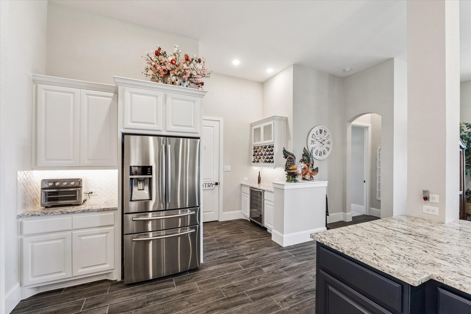 2547 Sandy Lake Drive, Friendswood, TX 77546 2547 Sandy Lake Drive, Friendswood, TX 77546