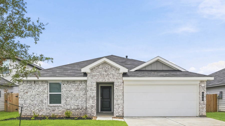 Property photo for 946 Sutherland Falls Street, Conroe, TX