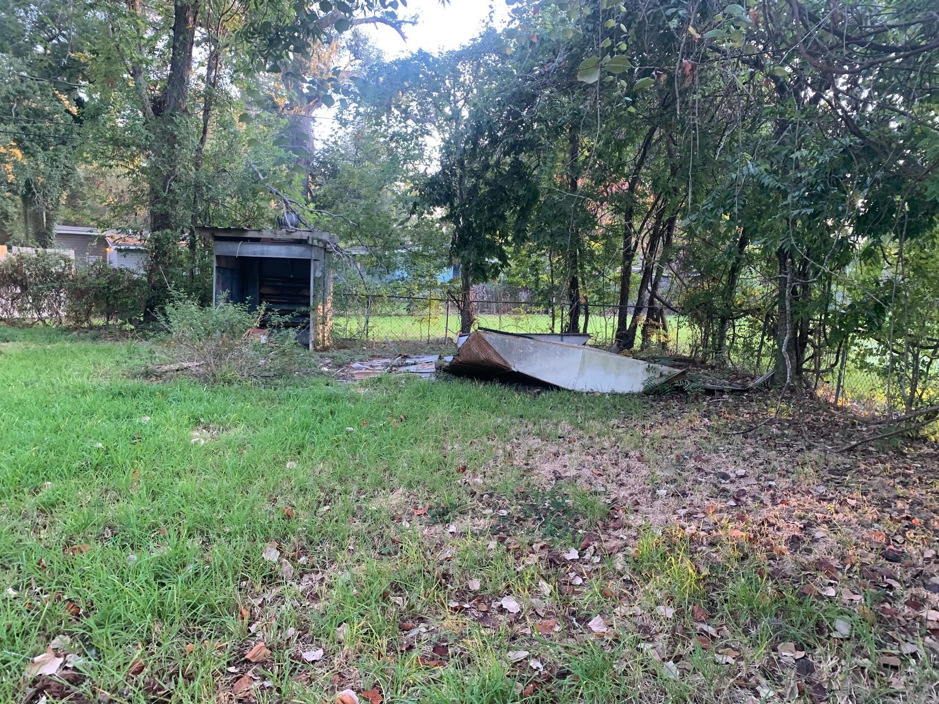 215 Jasmine Street, Lake Jackson, TX 77566
