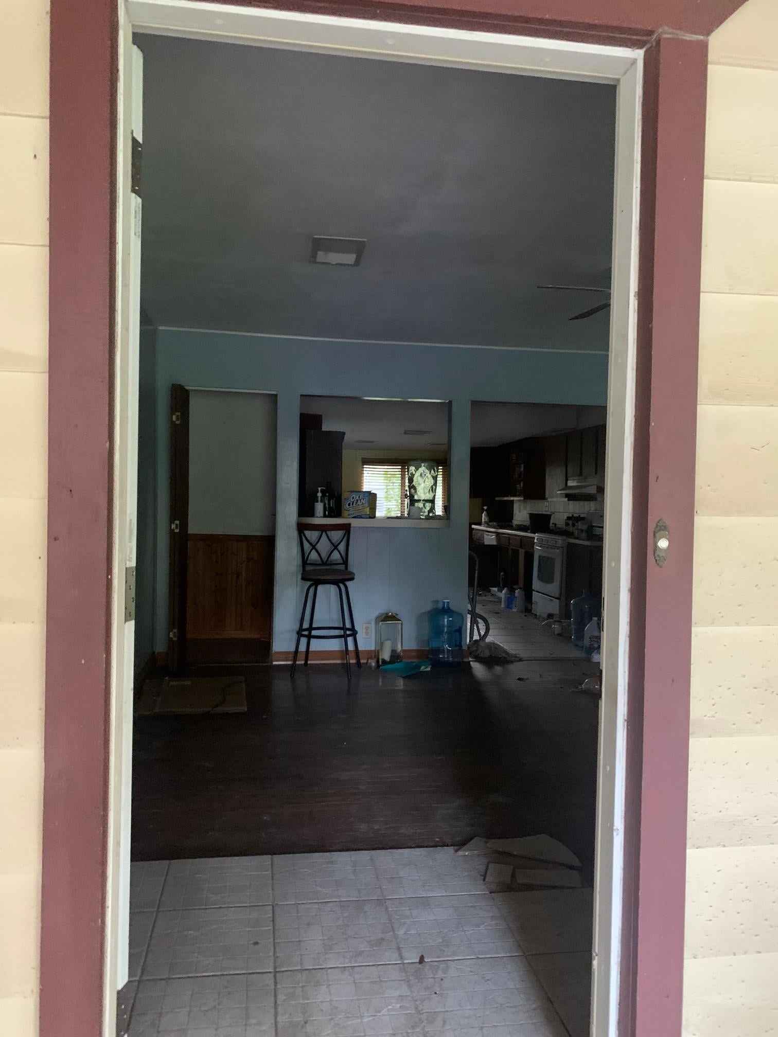 215 Jasmine Street, Lake Jackson, TX 77566