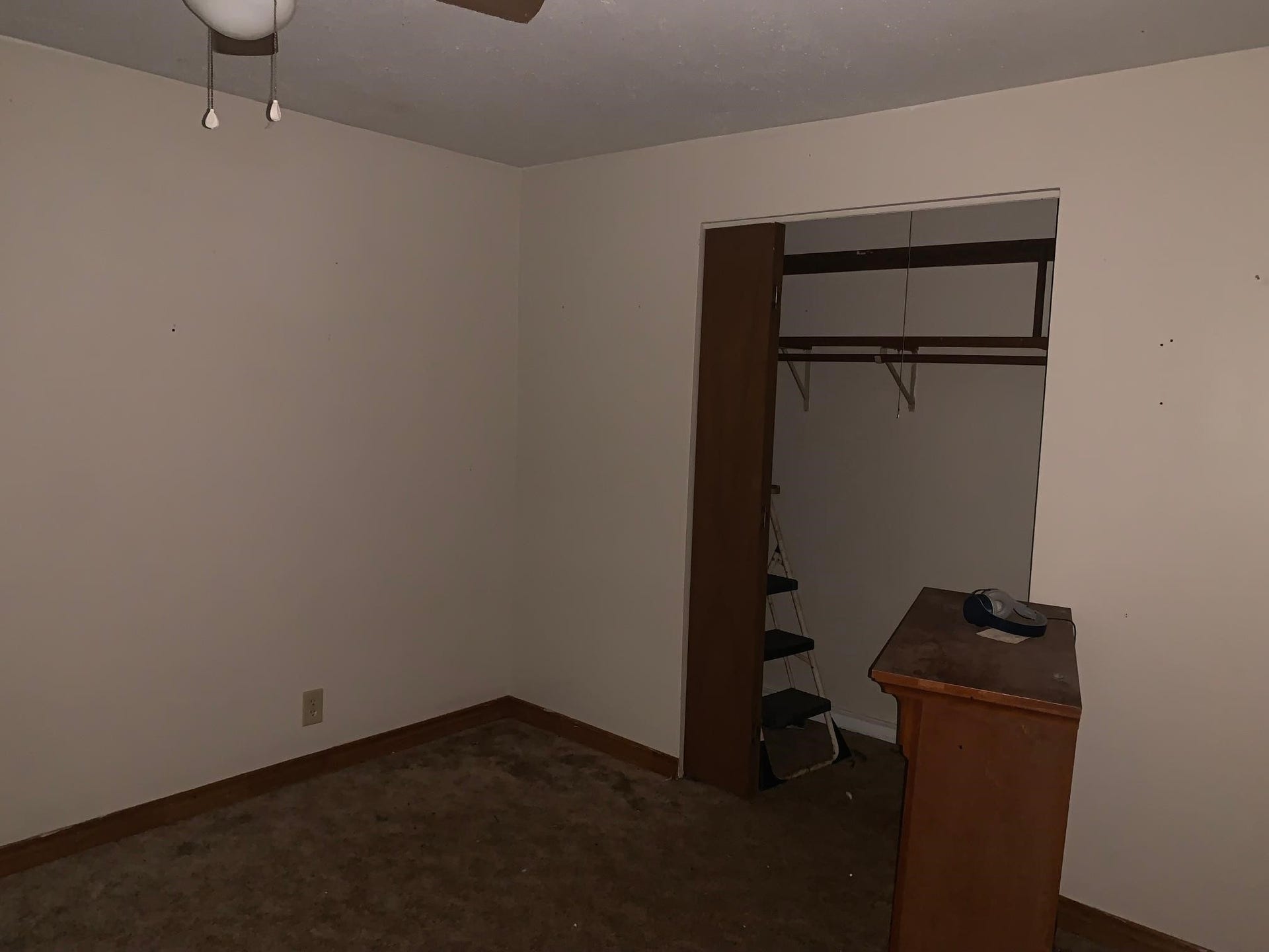 215 Jasmine Street, Lake Jackson, TX 77566