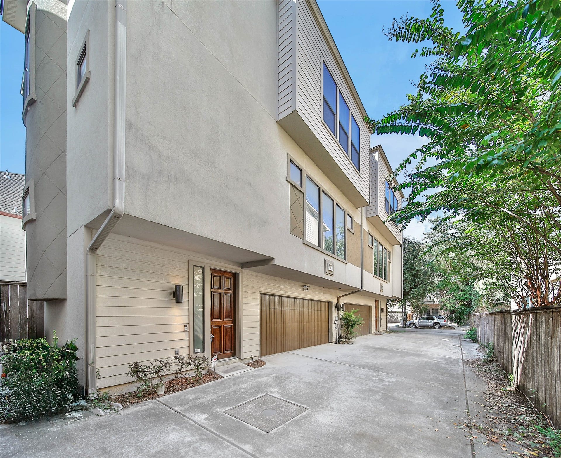 5221 Eigel Street, Houston, TX 77007