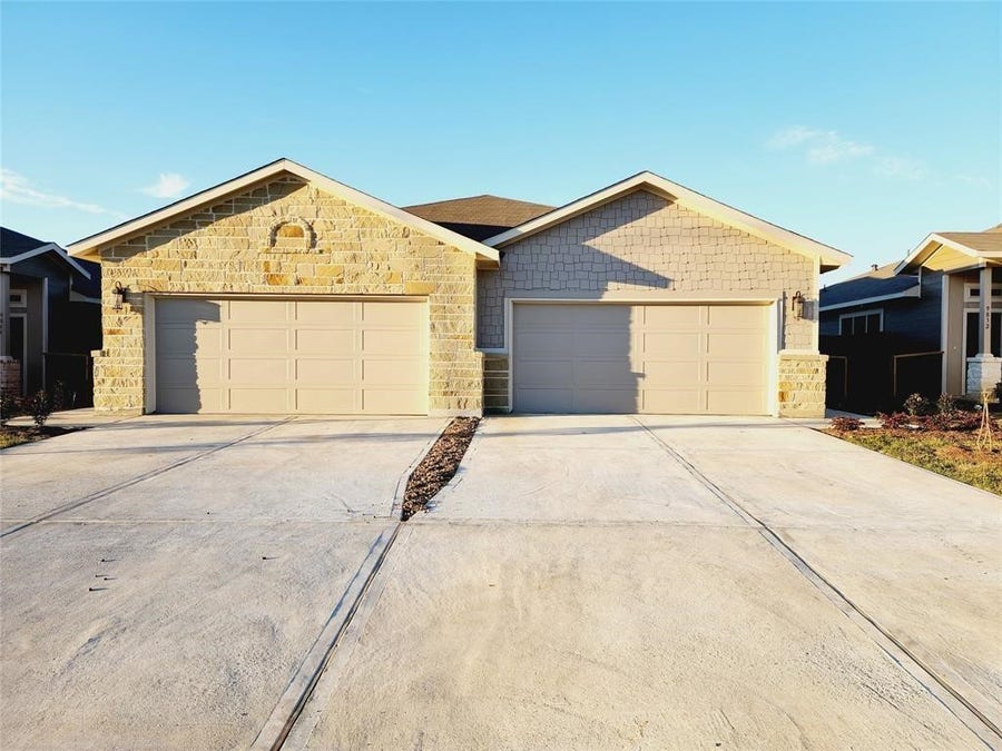 Property photo for 9840 Grosbeak Lane, Magnolia, TX