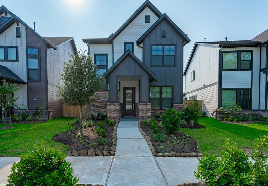 Property photo for 1511 Emma Lake Drive, Missouri City, TX