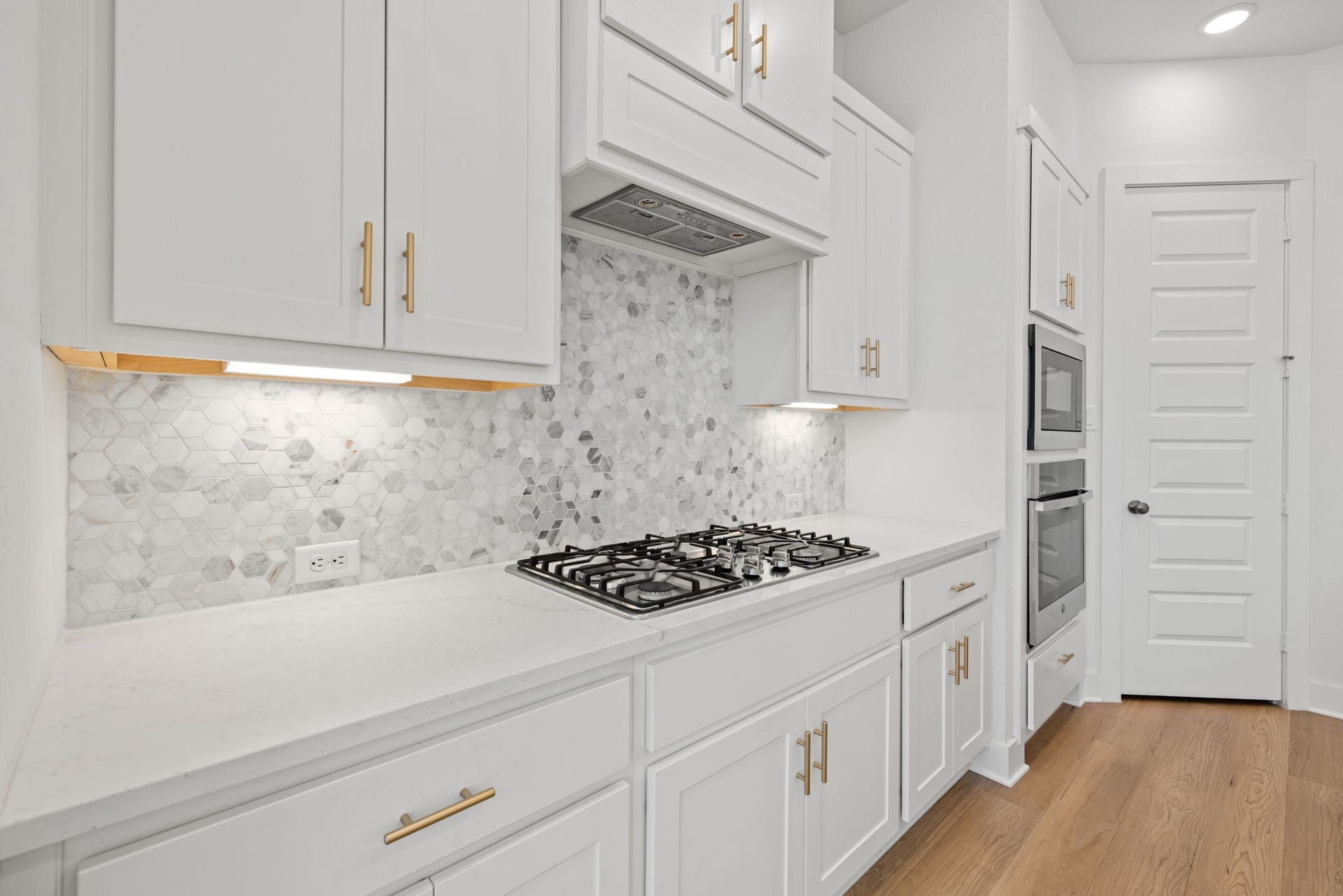 9211 Fury Landing Lane, Tomball, TX 77375 9211 Fury Landing Lane, Tomball, TX 77375