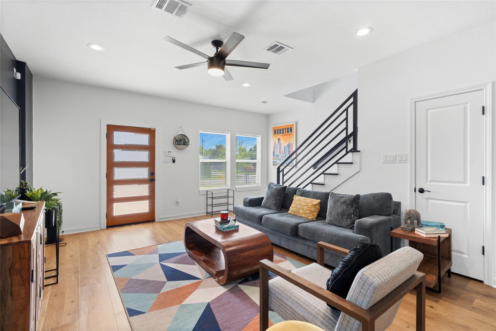 6130 Conley Street, #A/B, Houston, TX 77021 6130 Conley Street, #A/B, Houston, TX 77021