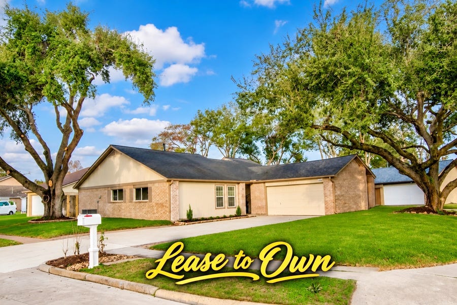 Property photo for 6703 Stonewater, Houston, TX
