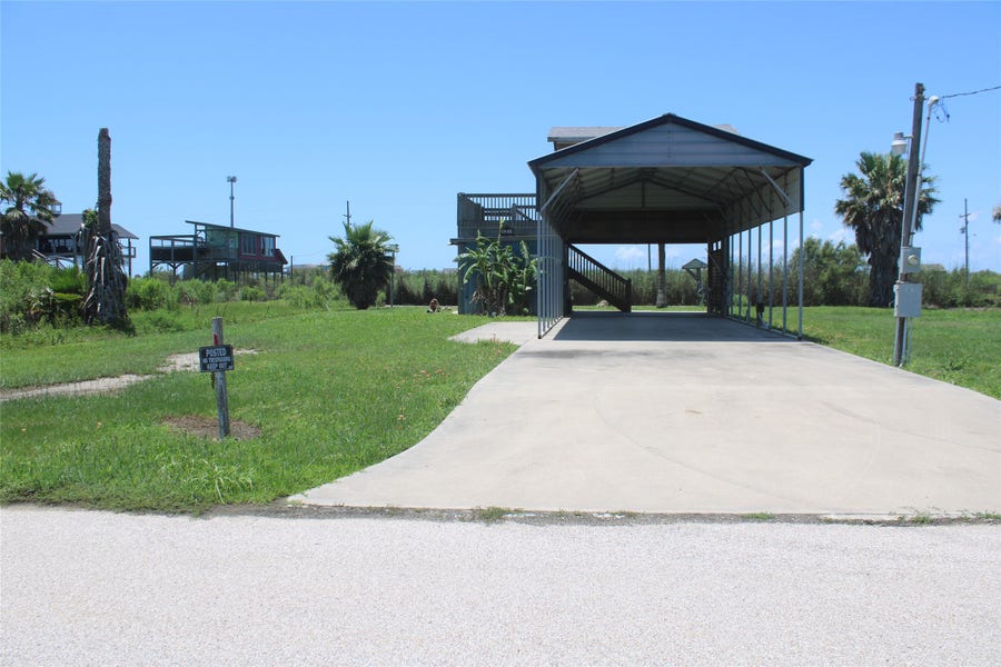 Property photo for 1051 Van Sant, Gilchrist, TX