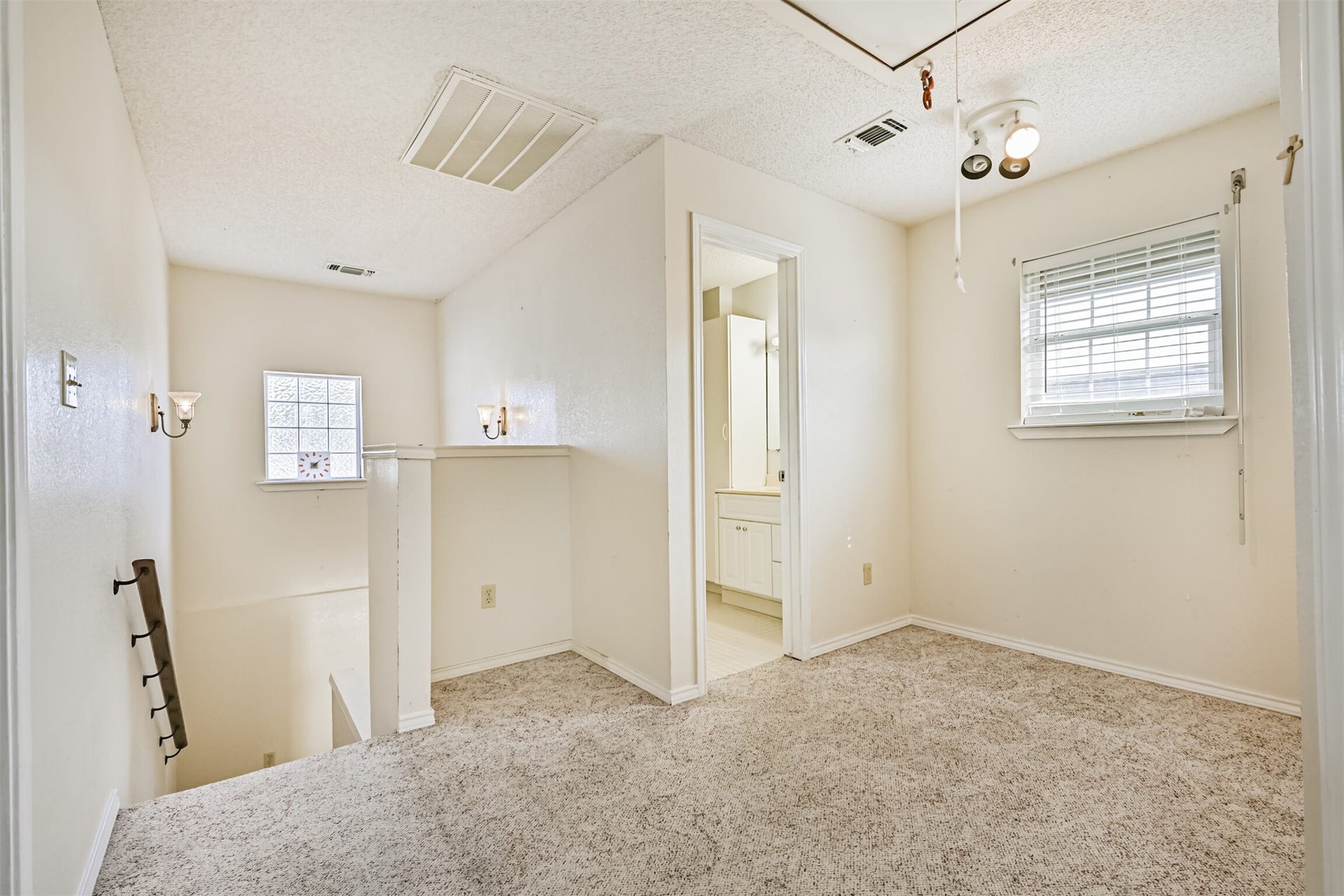 4928 Avenue P, Galveston, TX 77551 4928 Avenue P, Galveston, TX 77551