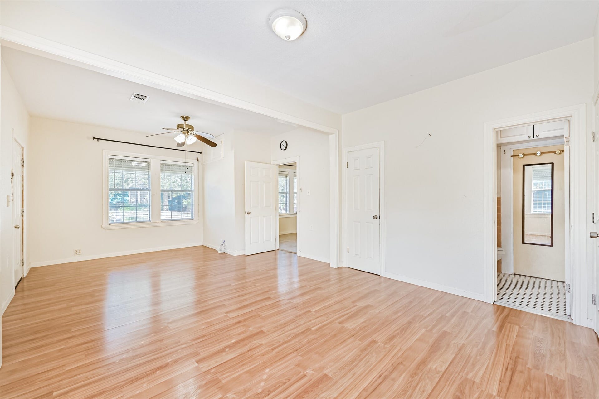 4928 Avenue P, Galveston, TX 77551 4928 Avenue P, Galveston, TX 77551