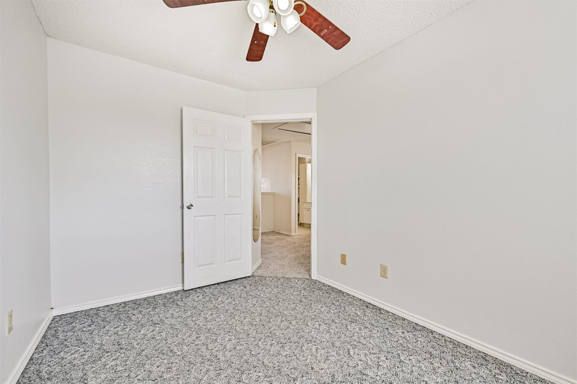 4928 Avenue P, Galveston, TX 77551 4928 Avenue P, Galveston, TX 77551