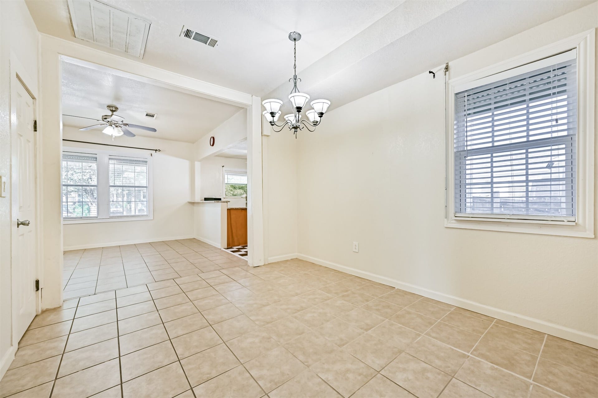 4928 Avenue P, Galveston, TX 77551 4928 Avenue P, Galveston, TX 77551