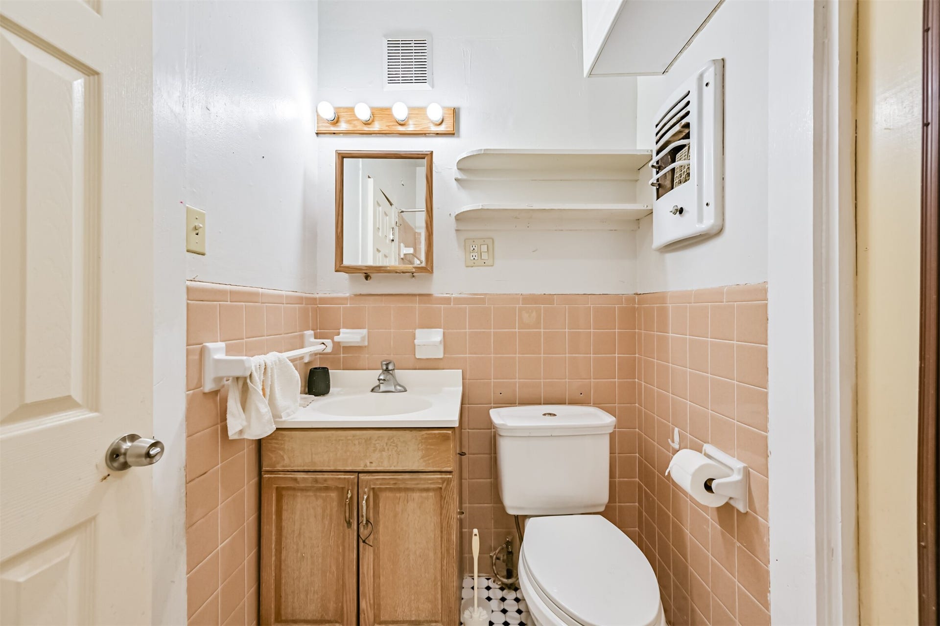 4928 Avenue P, Galveston, TX 77551 4928 Avenue P, Galveston, TX 77551
