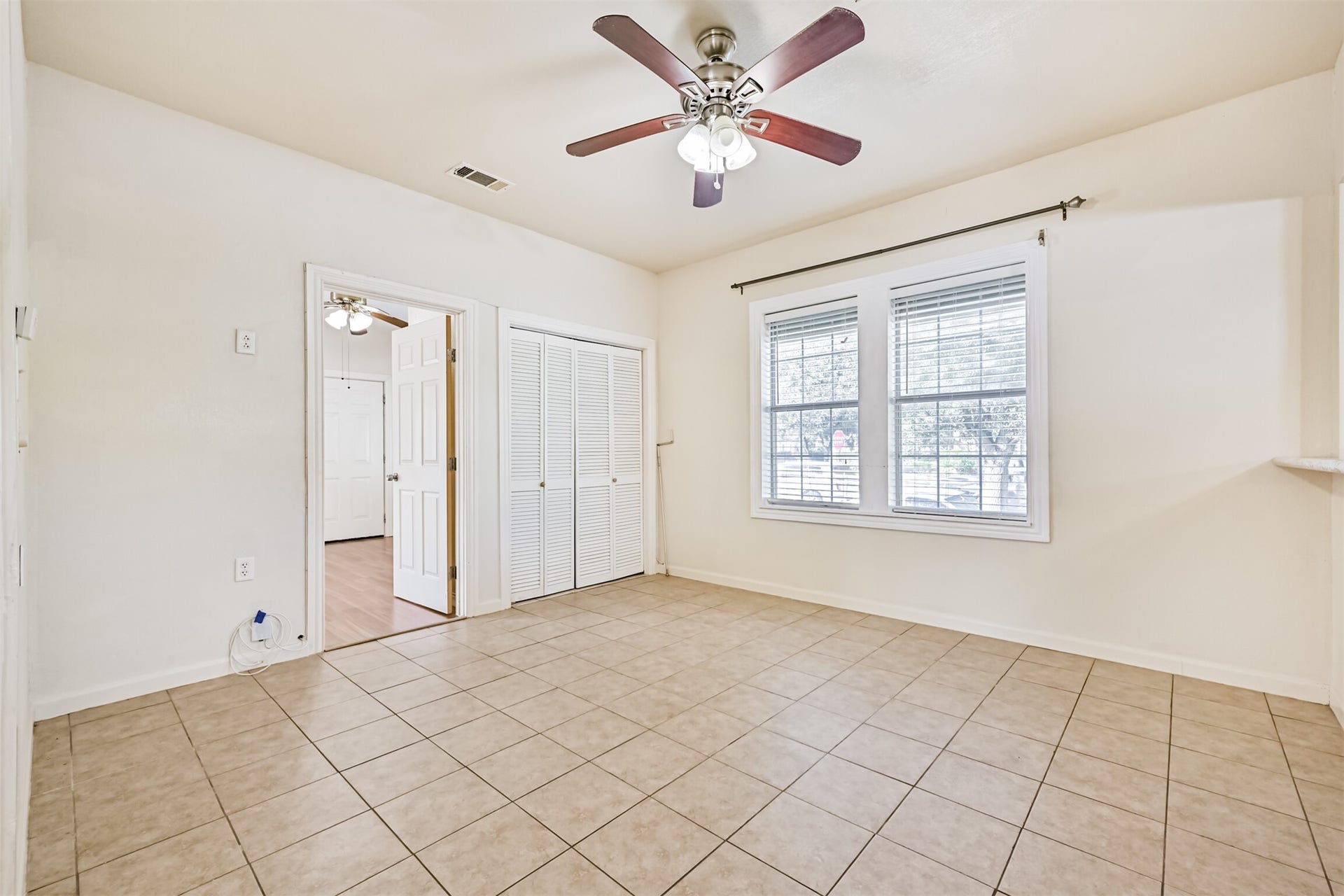 4928 Avenue P, Galveston, TX 77551 4928 Avenue P, Galveston, TX 77551