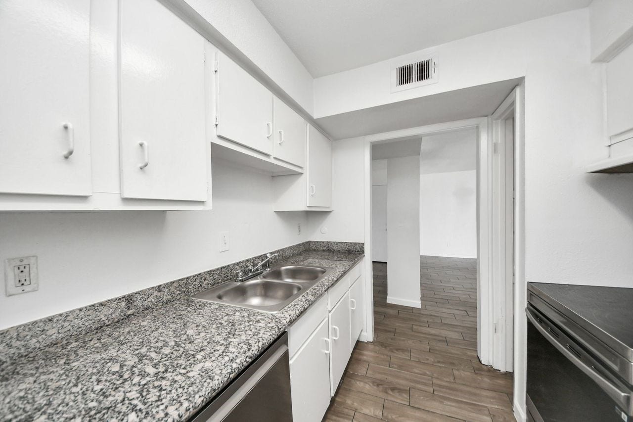 5625 Antoine Drive, #312, Houston, TX 77091 5625 Antoine Drive, #312, Houston, TX 77091