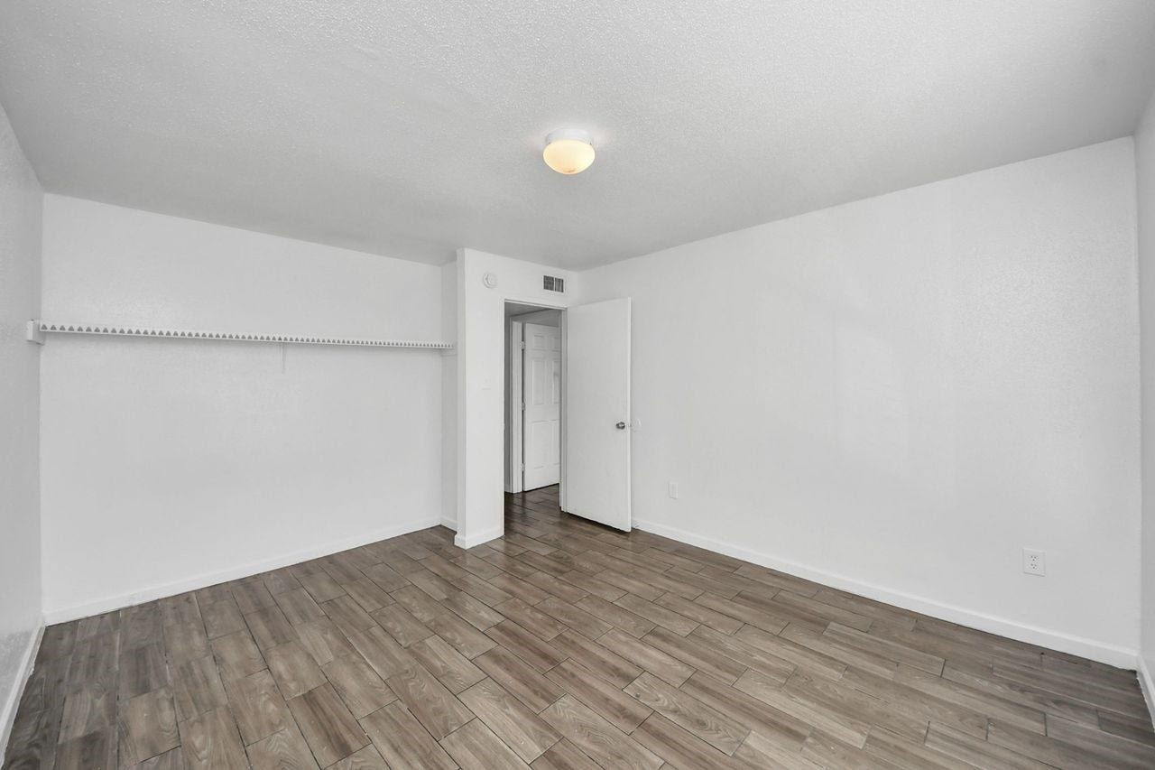 5625 Antoine Drive, #312, Houston, TX 77091 5625 Antoine Drive, #312, Houston, TX 77091