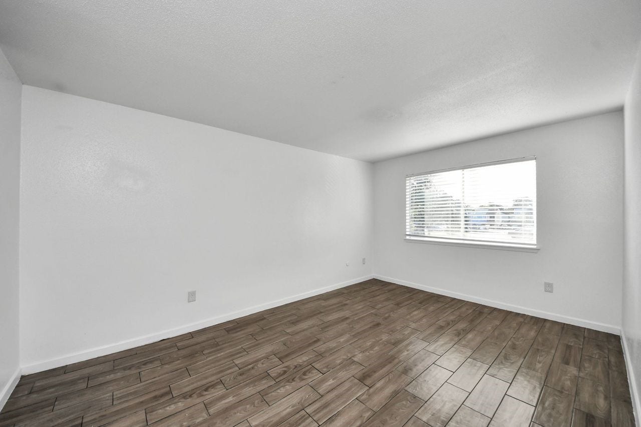 5625 Antoine Drive, #312, Houston, TX 77091 Primary Bedroom