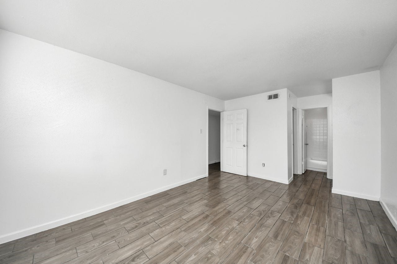 5625 Antoine Drive, #312, Houston, TX 77091 5625 Antoine Drive, #312, Houston, TX 77091