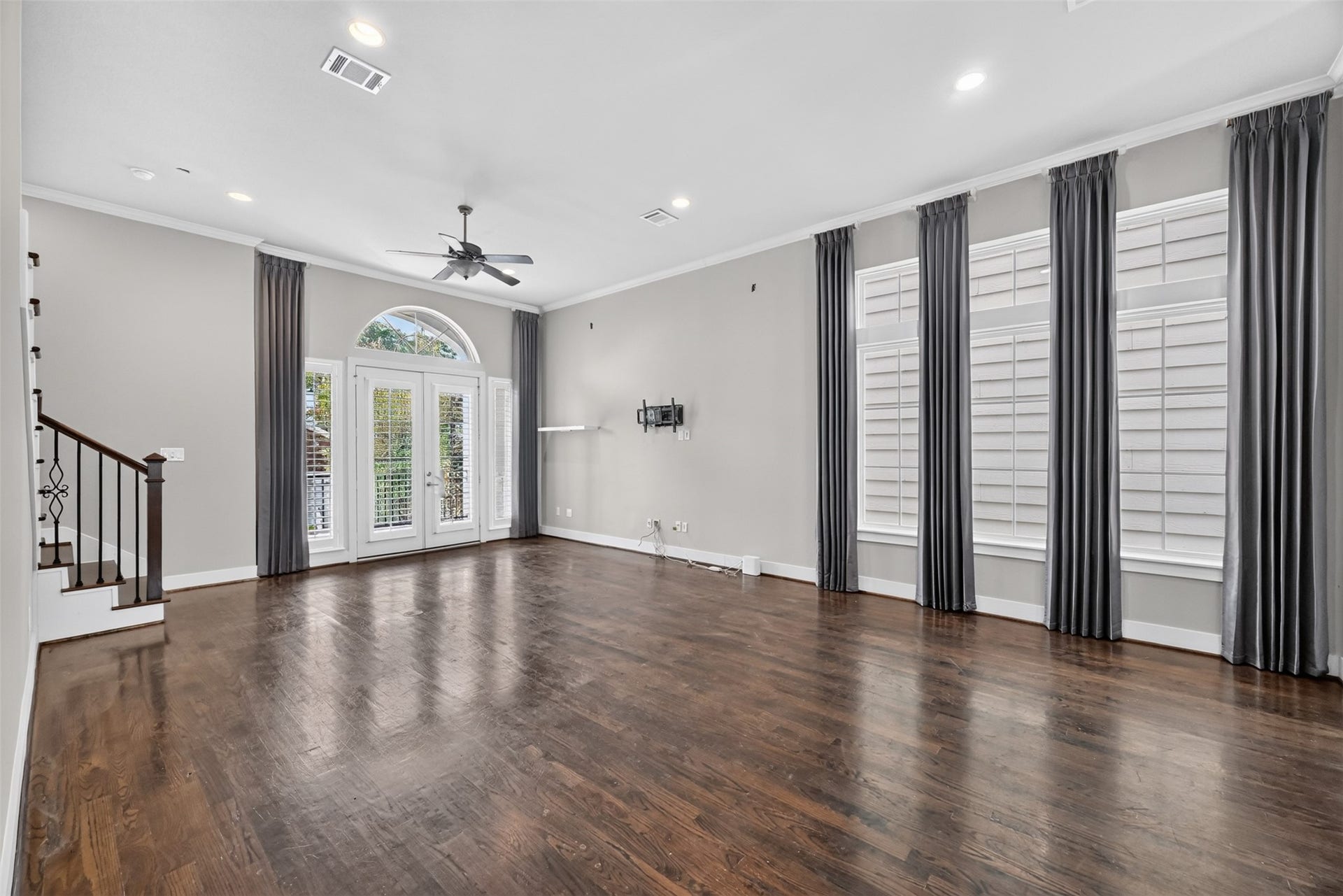 2711 Kennedy Street, Houston, TX 77003 2711 Kennedy Street, Houston, TX 77003