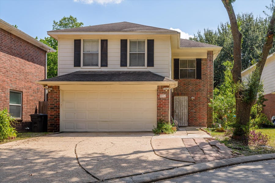 Property photo for 8052 Golf Green Circle, Houston, TX