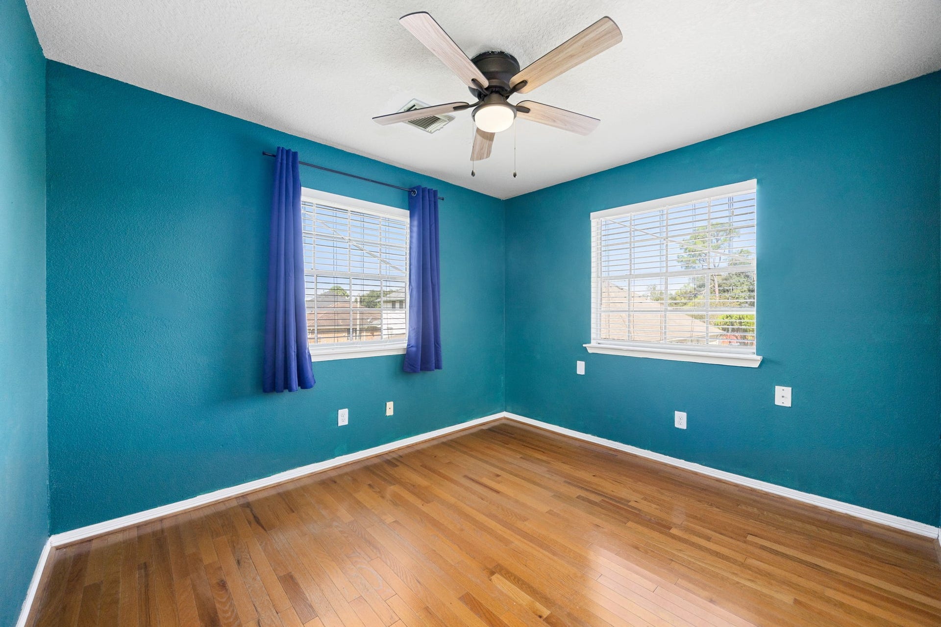 8434 Folkstone Lane, Houston, TX 77075 8434 Folkstone Lane, Houston, TX 77075