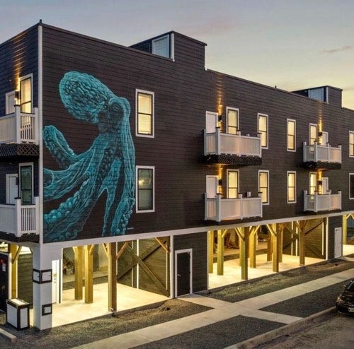 803 Avenue K Unit F, Galveston, TX 77550 803 Avenue K Unit F, Galveston, TX 77550