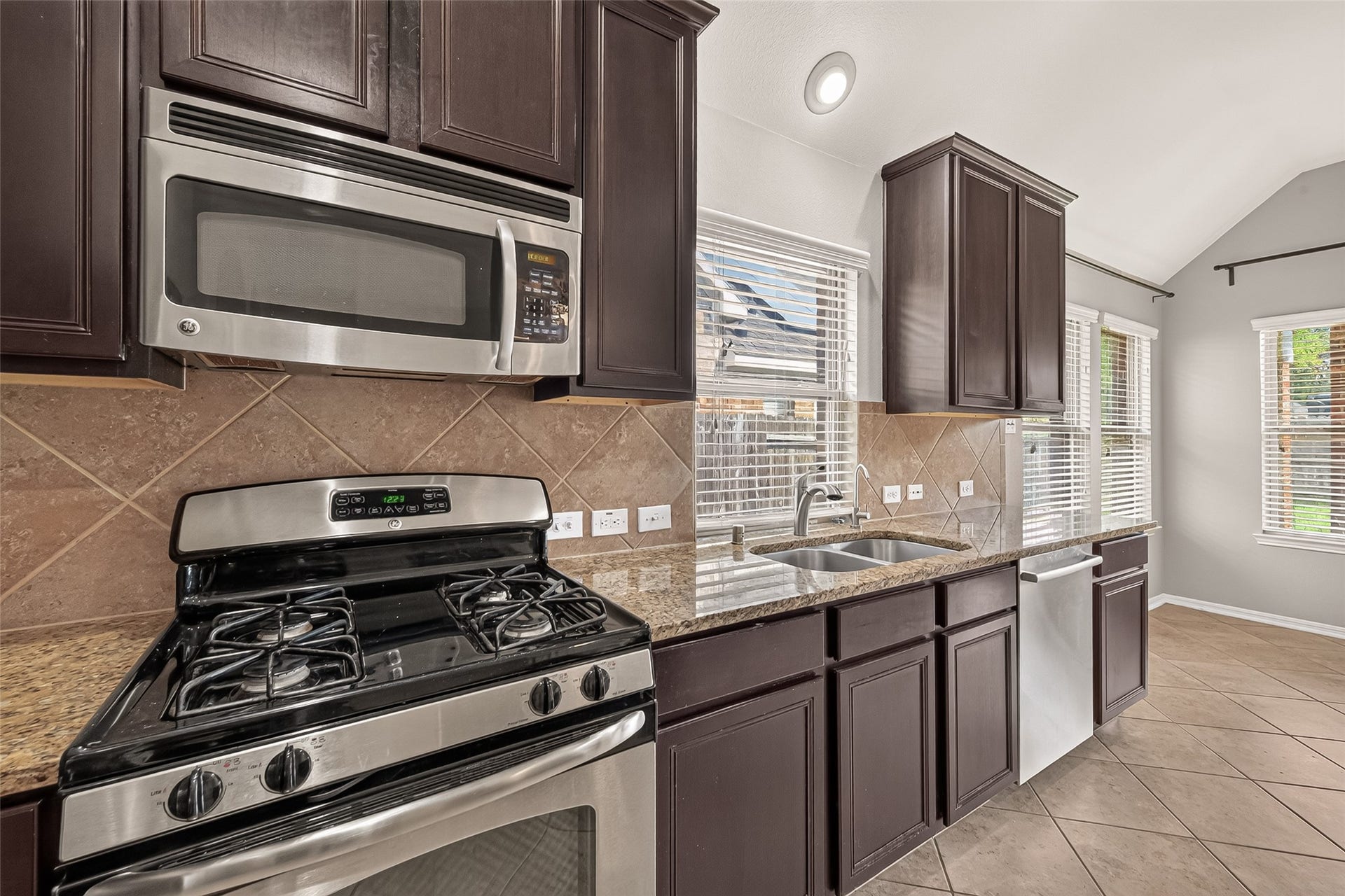 28019 Canyon Wren Drive, Katy, TX 77494 28019 Canyon Wren Drive, Katy, TX 77494