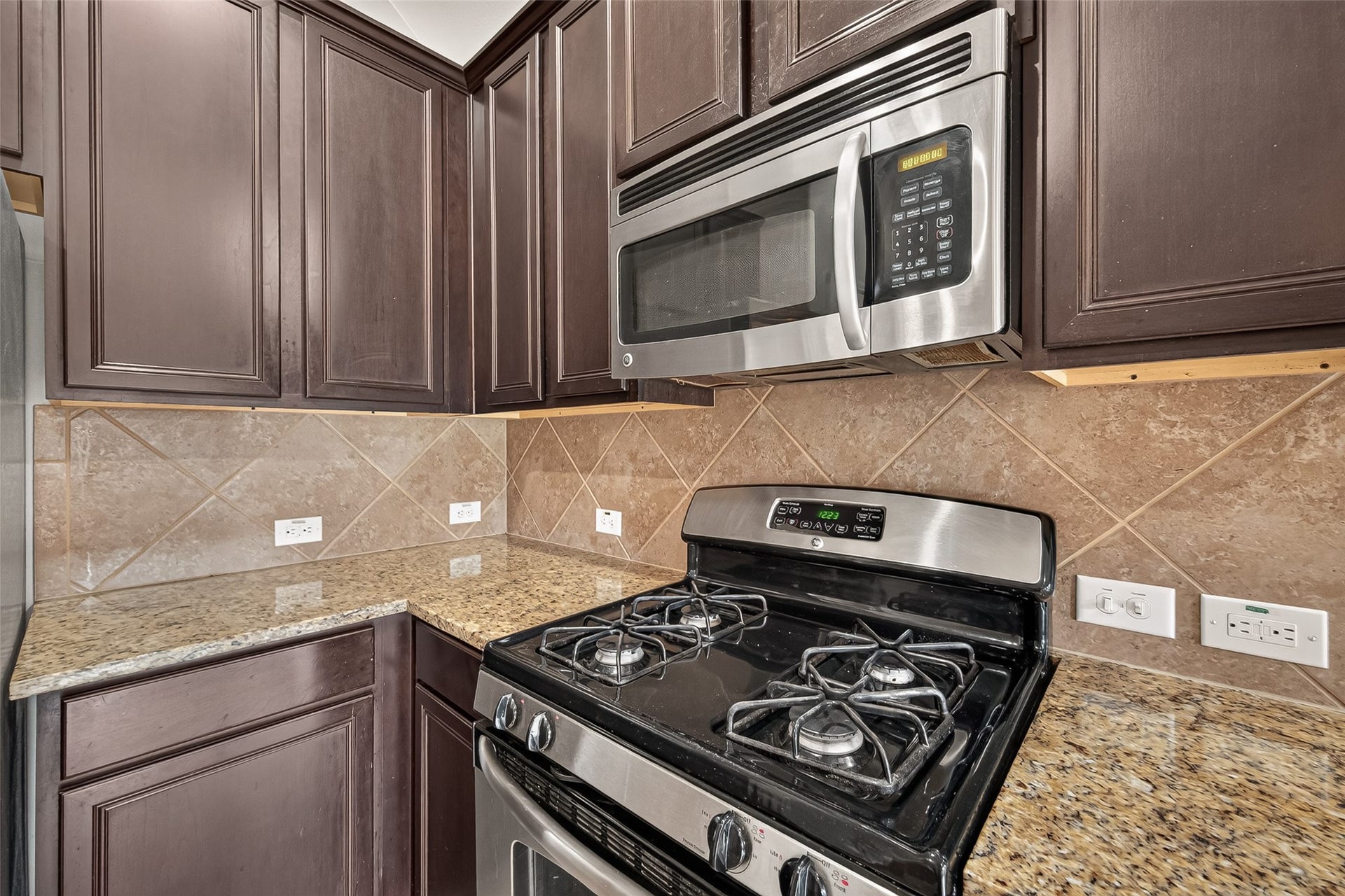28019 Canyon Wren Drive, Katy, TX 77494 28019 Canyon Wren Drive, Katy, TX 77494
