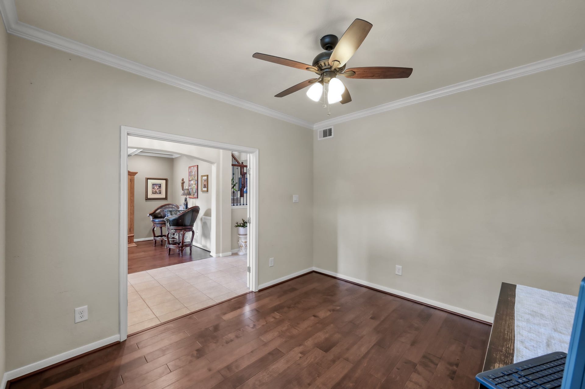 2502 Wynden Meadow Lane, Conroe, TX 77304 Conveniently located near the entry, the study offers endless possibilities with an open feel and easy flow into the main living areas of the home.