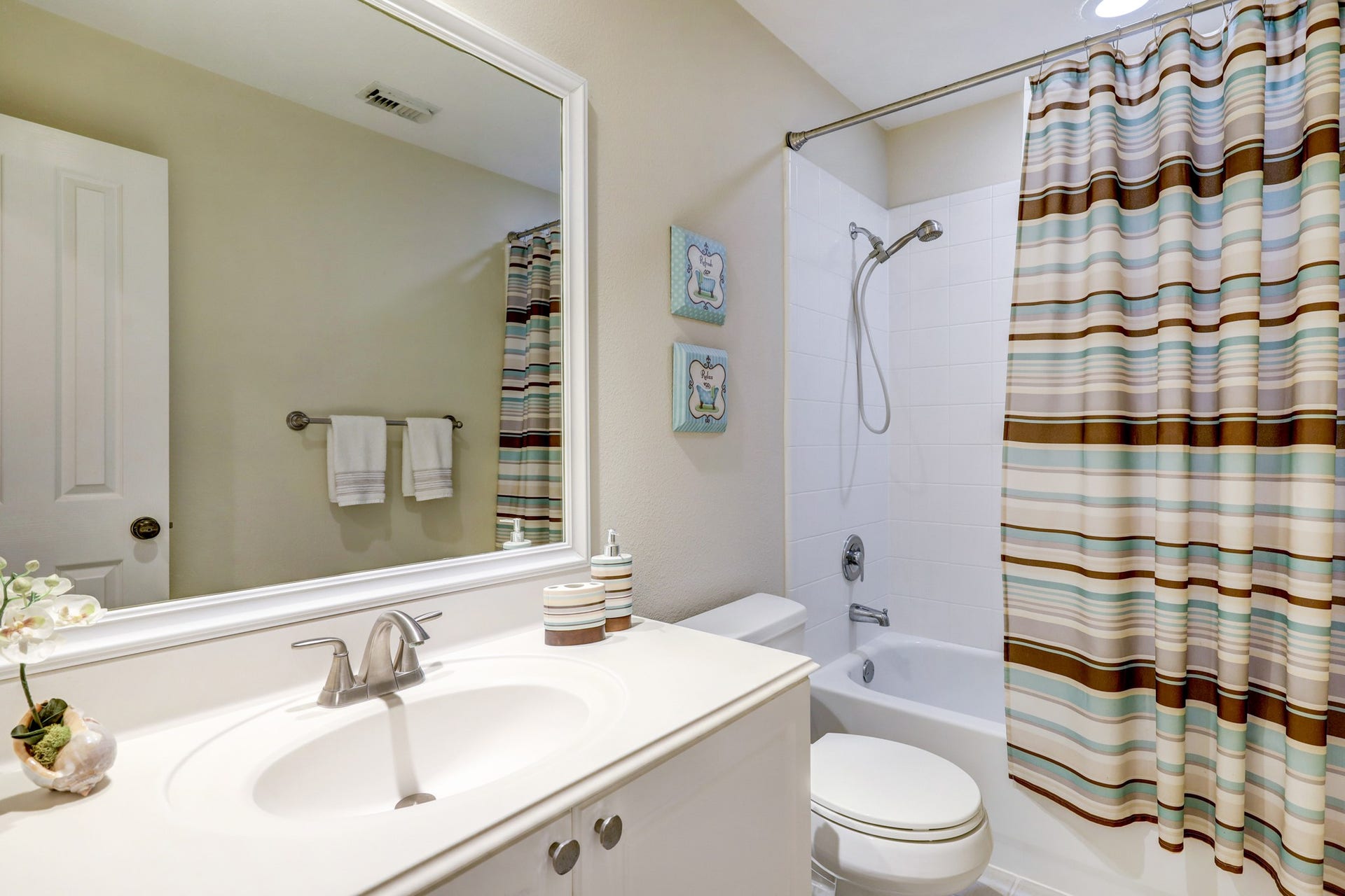 10 Stone Creek Place, The Woodlands, TX 77382 10 Stone Creek Place, The Woodlands, TX 77382