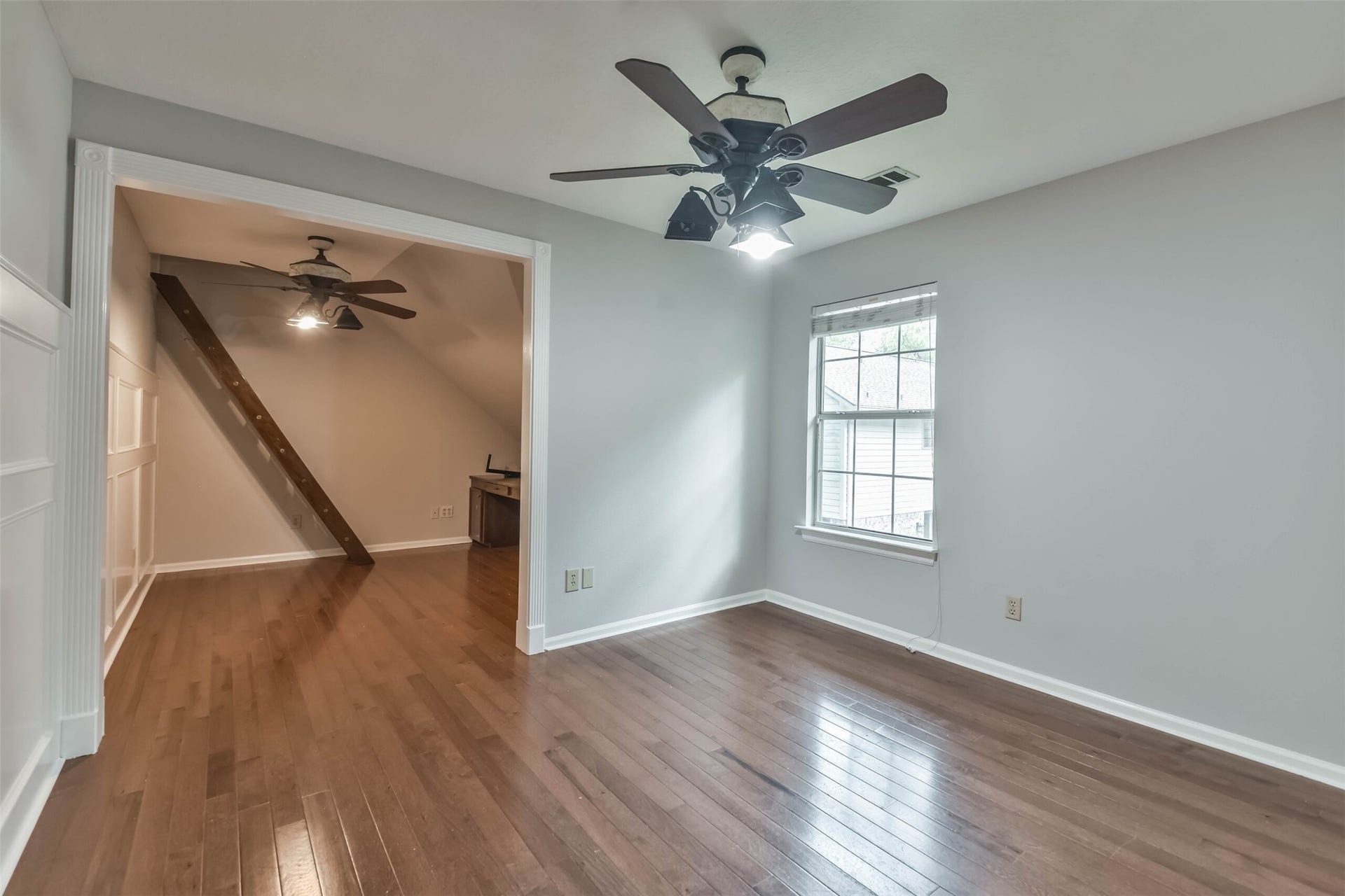 15 Shinyrock Place, The Woodlands, TX 77381 15 Shinyrock Place, The Woodlands, TX 77381