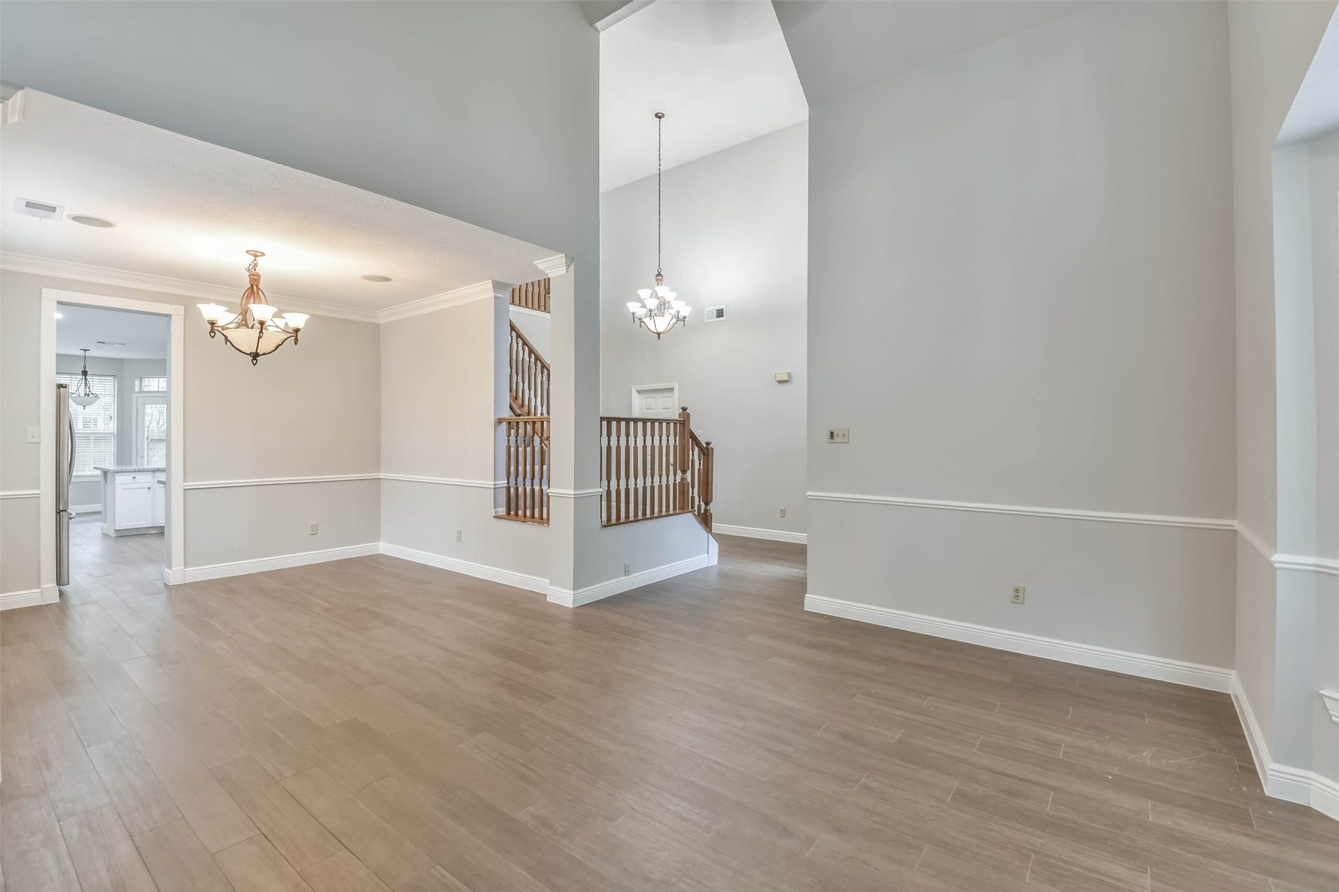 15 Shinyrock Place, The Woodlands, TX 77381 15 Shinyrock Place, The Woodlands, TX 77381