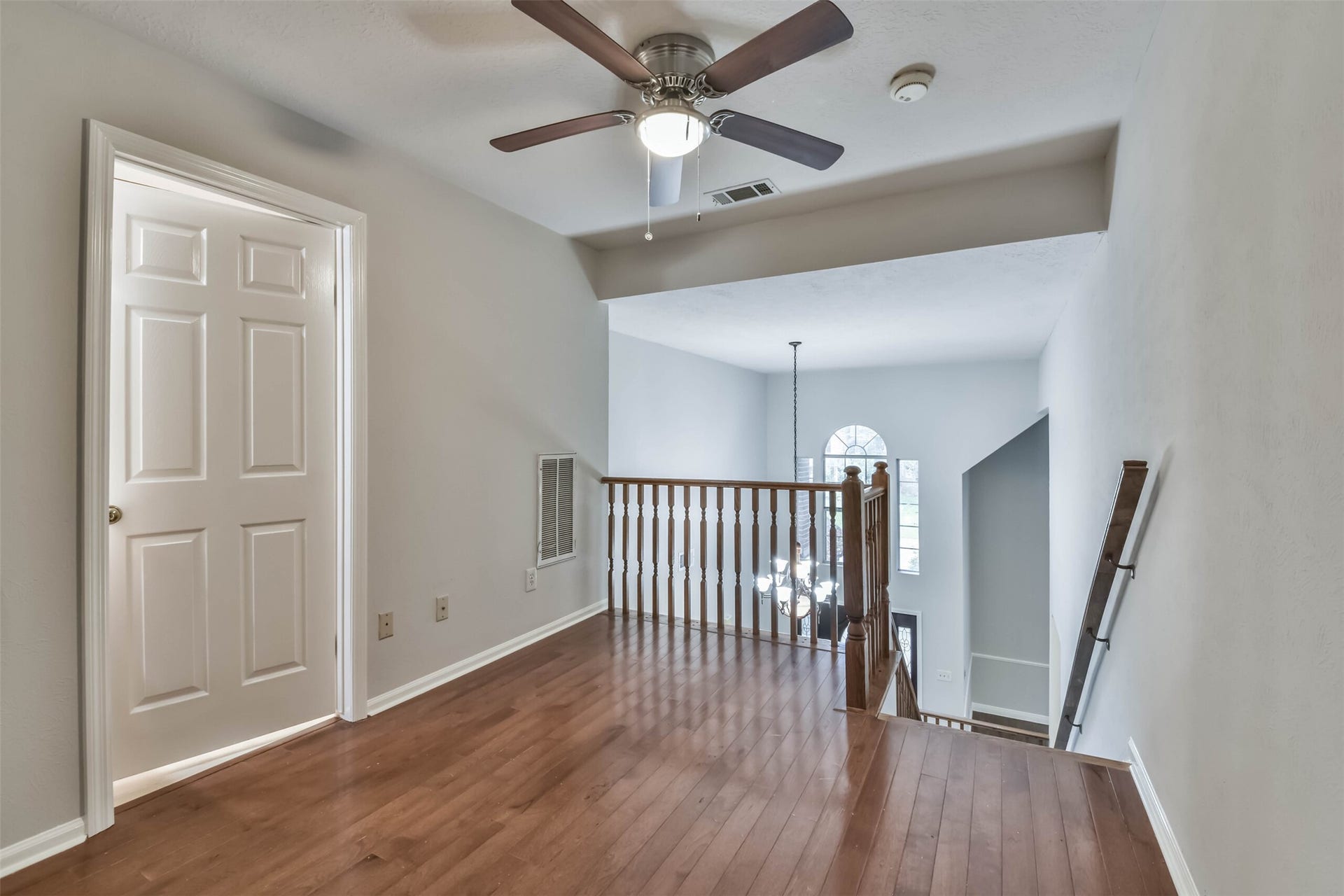 15 Shinyrock Place, The Woodlands, TX 77381 15 Shinyrock Place, The Woodlands, TX 77381