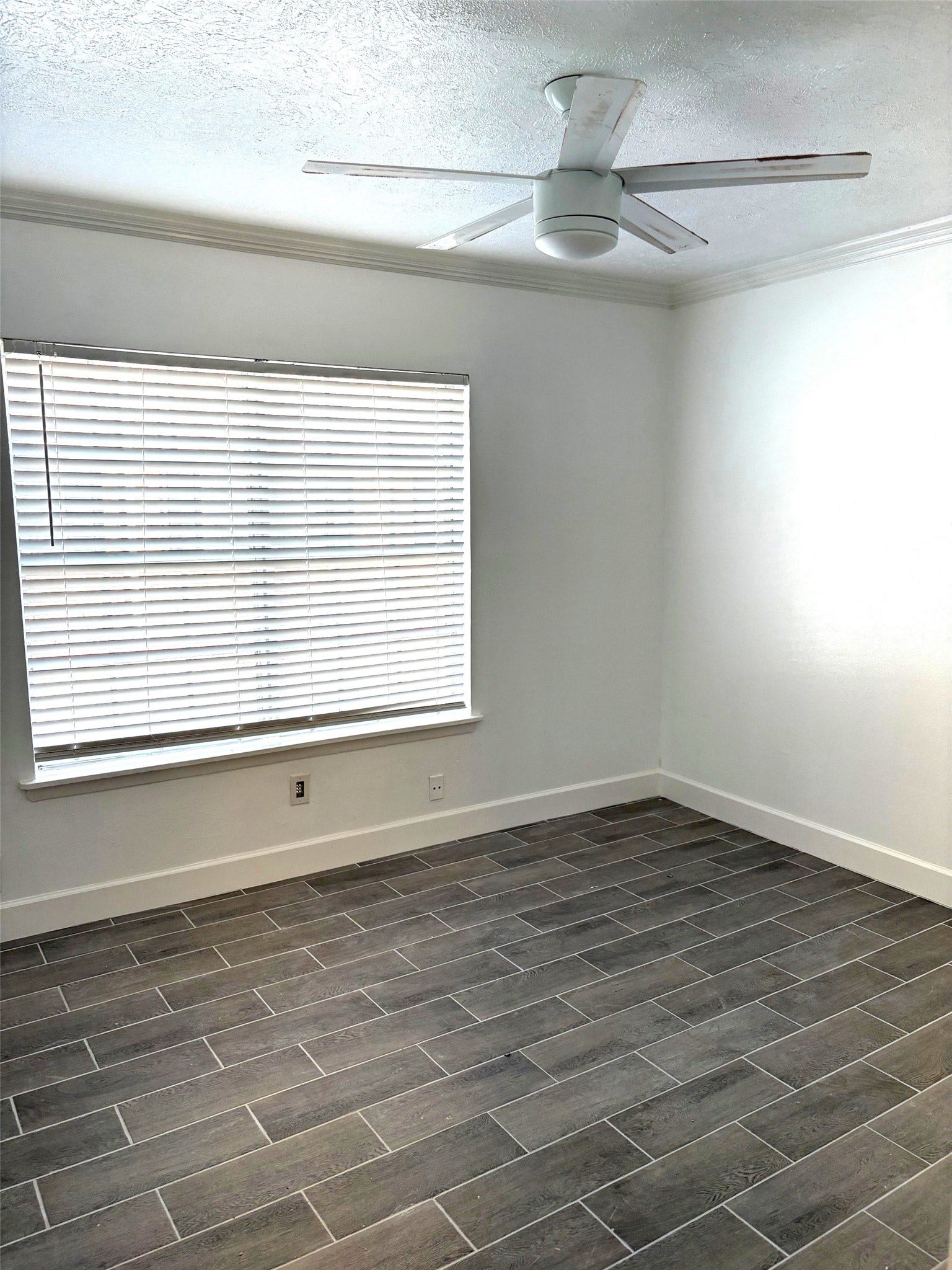 2824 Briarhurst Drive, #7, Houston, TX 77057 2824 Briarhurst Drive, #7, Houston, TX 77057